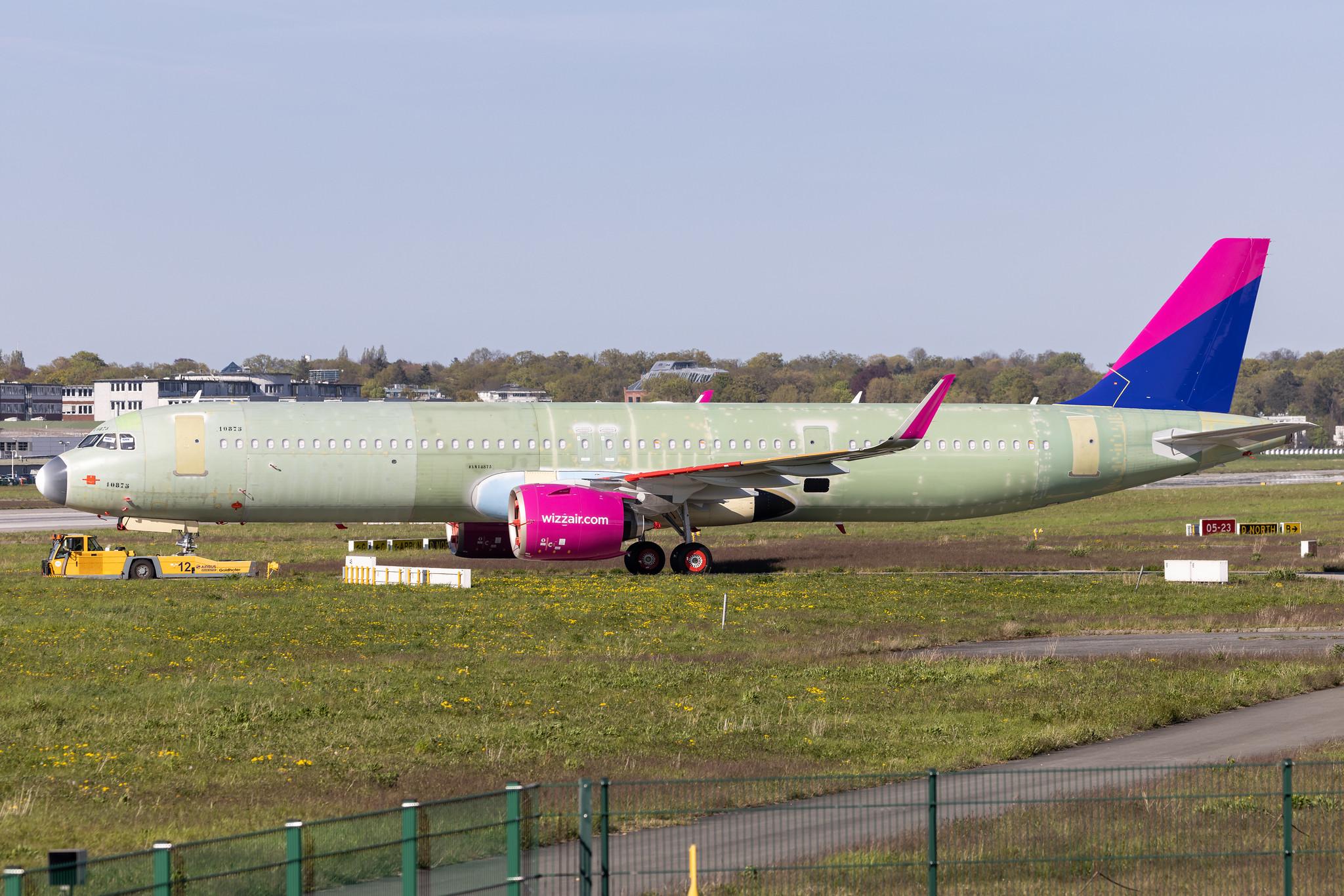 Hamburg Finkenwerder: Wizz Air (W6 / WZZ) | Airbus A321-271NX A21N | D-AZYO | HA-LZP | MSN 10875