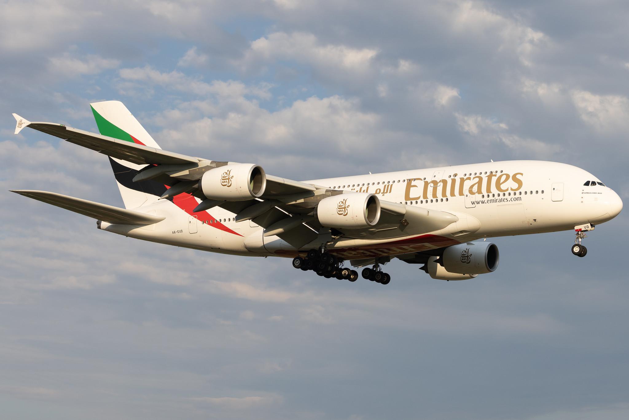 Hamburg Airport: Emirates (EK / UAE) | Airbus A380-861 A388 | A6-EUD | MSN 216