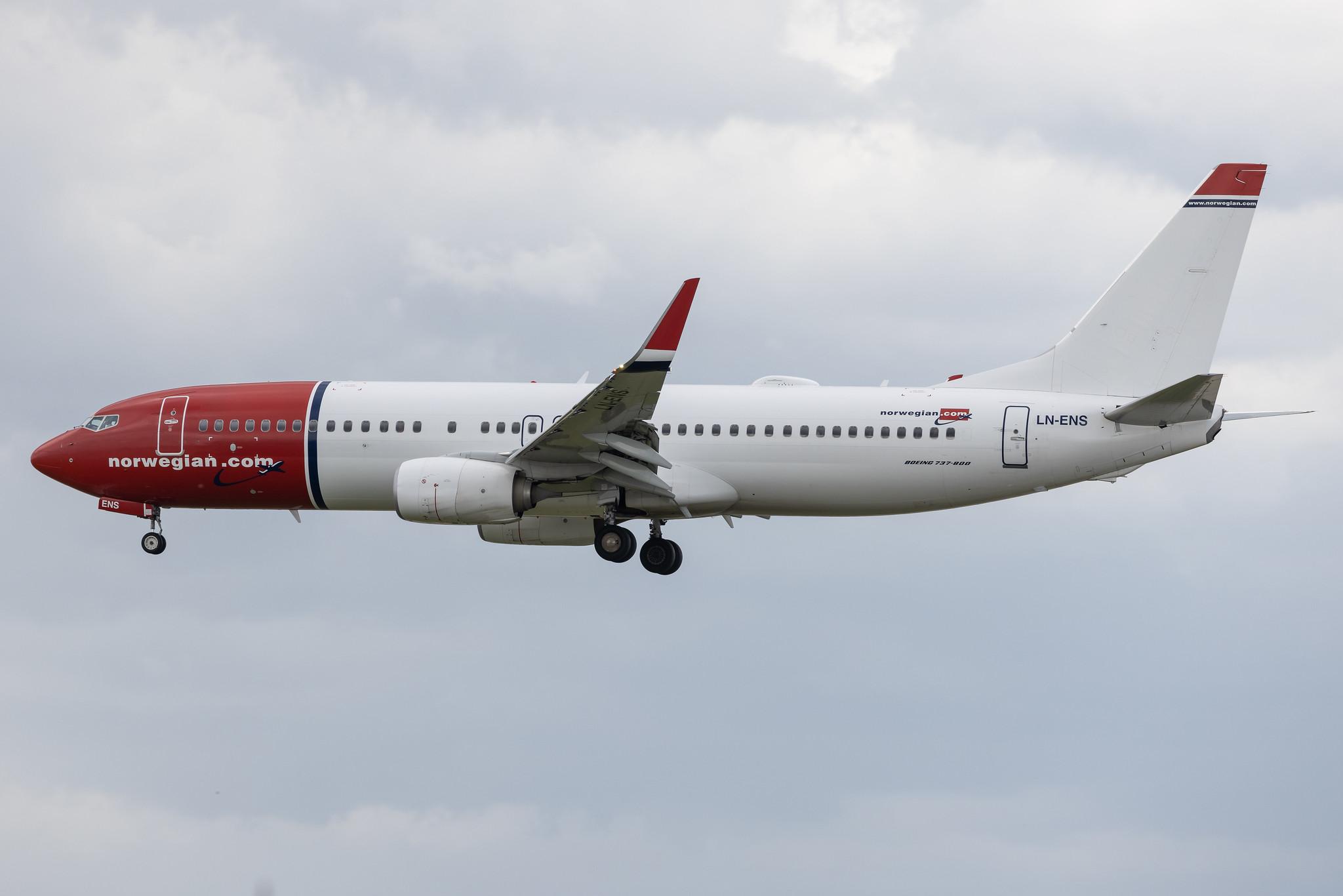 Hamburg Airport: Norwegian (DY / NOZ) | Operator: Norwegian Air Shuttle AOC | Boeing 737-8JP B738 | LN-ENS | MSN 42281