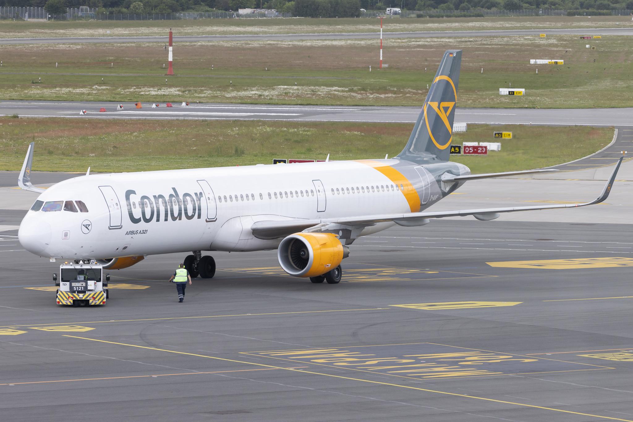 Hamburg Airport: Condor (DE / CFG) | Airbus A321-211 A321 | D-AIAF | MSN 6459