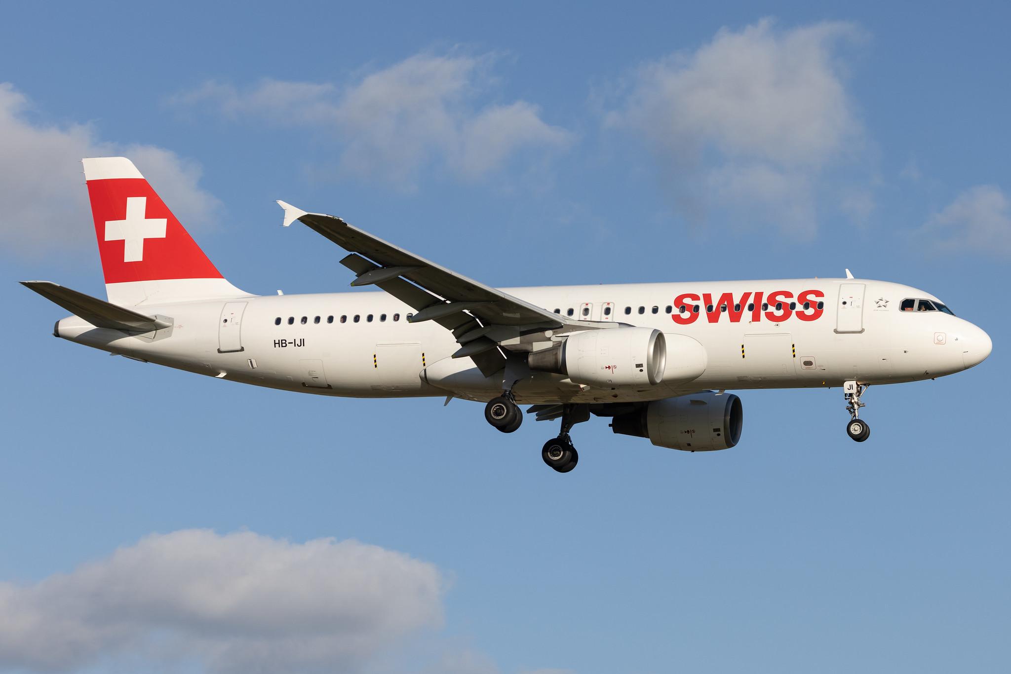 Hamburg Airport: Swiss (LX / SWR) | Airbus A320-214 A320 | HB-IJI | MSN 0577