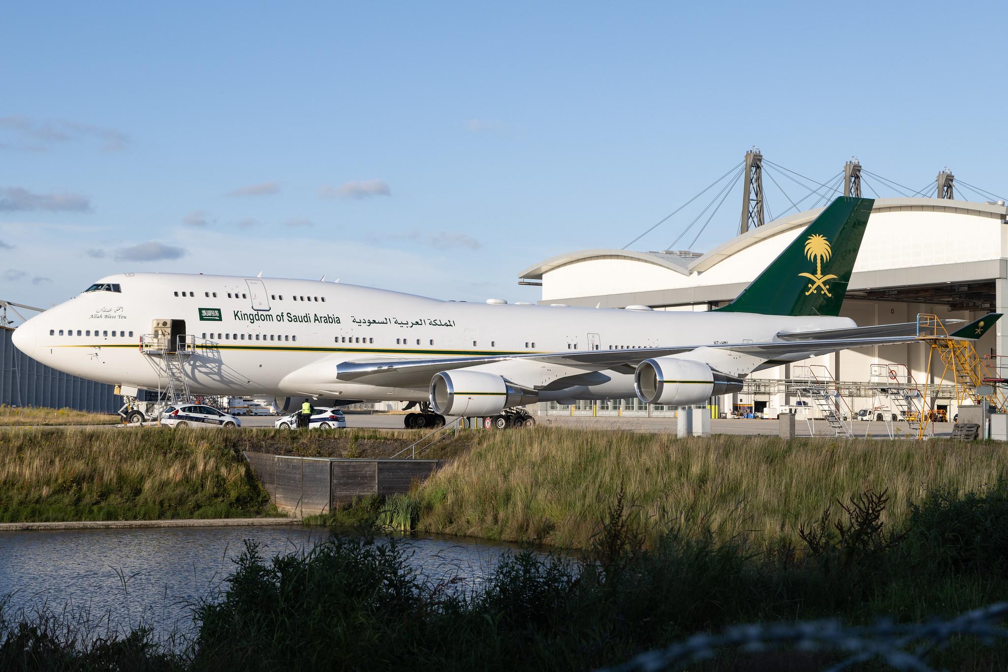 Hamburg Airport: Saudia Royal Fleet (SV / SVA) | Operator: Saudia | Boeing 747-468 B744 | HZ-HM1 | MSN 28343