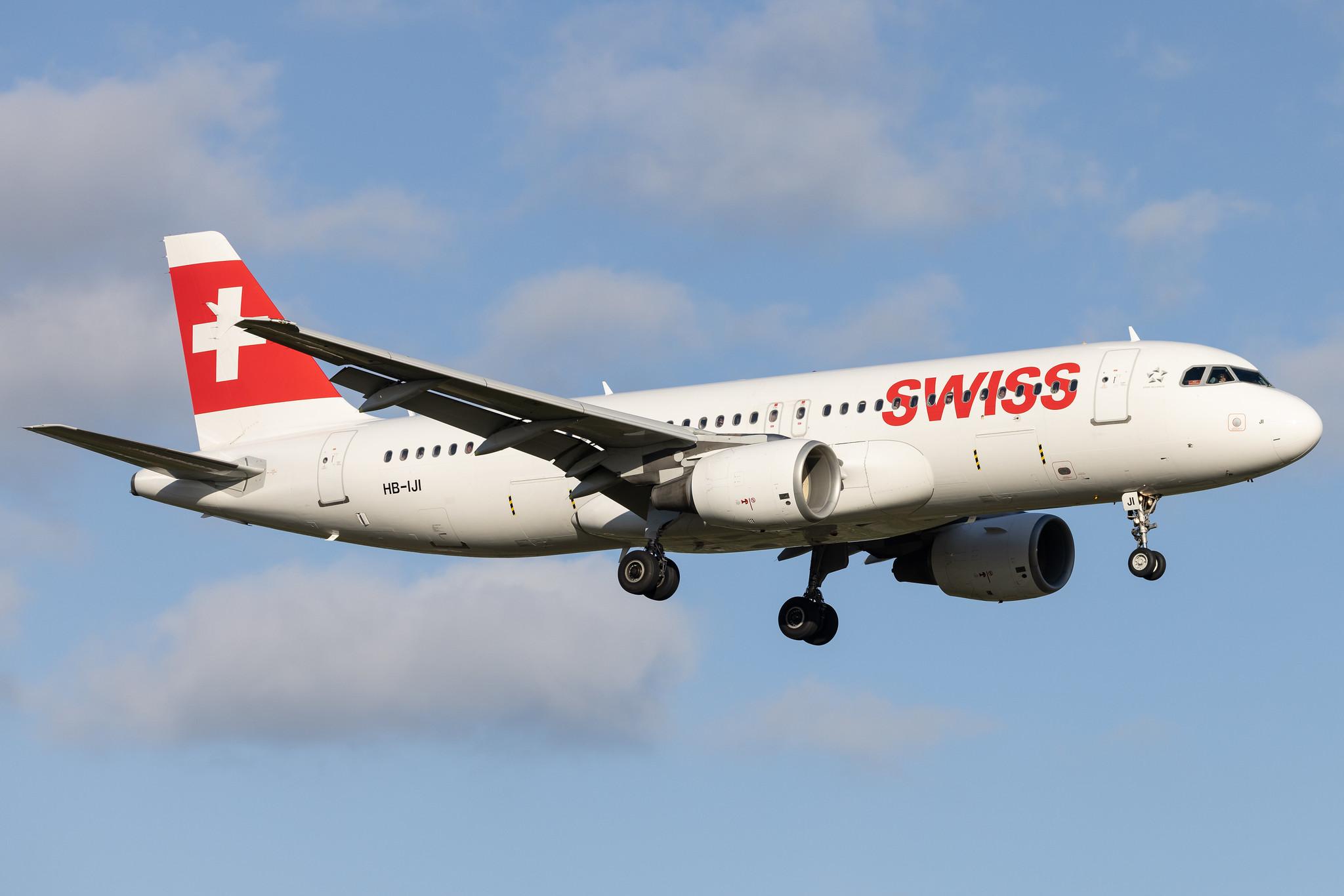 Hamburg Airport: Swiss (LX / SWR) | Airbus A320-214 A320 | HB-IJI | MSN 0577