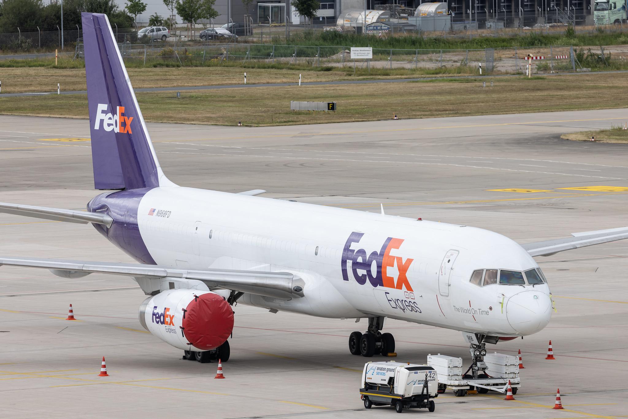 Hannover Airport: FedEx (FX / FDX) | Boeing 757-28A(SF) B752 | N968FD | MSN 26274