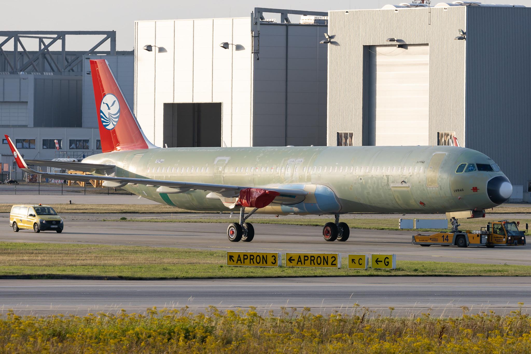 Hamburg Finkenwerder: Sichuan Airlines (3U / CSC) | Airbus A321-271NX A21N | D-AZYT | MSN 10946