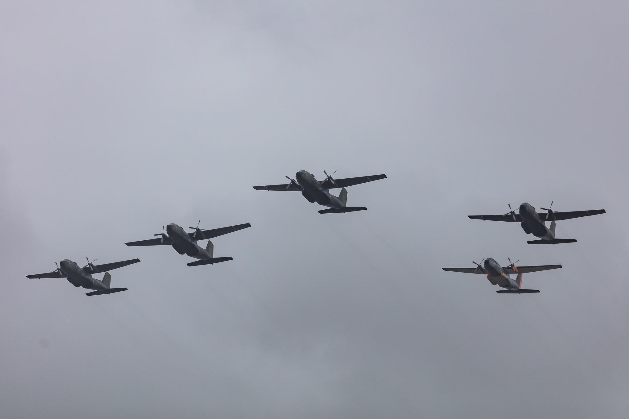 Fliegerhorst Hohn: German Air Force (/ GAF) | Transall C-160D C160 | Formationsflug