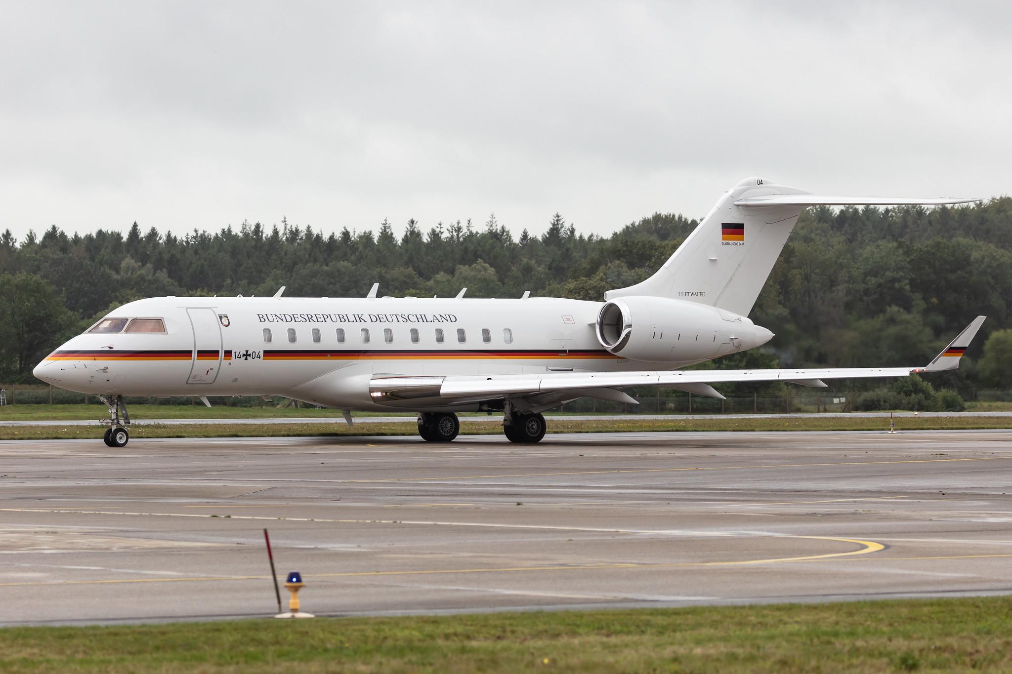 Fliegerhorst Hohn: German Air Force (/ GAF) | Bombardier BD-700-1A11 Global 5000 GLEX | 14+04 | MSN 9417