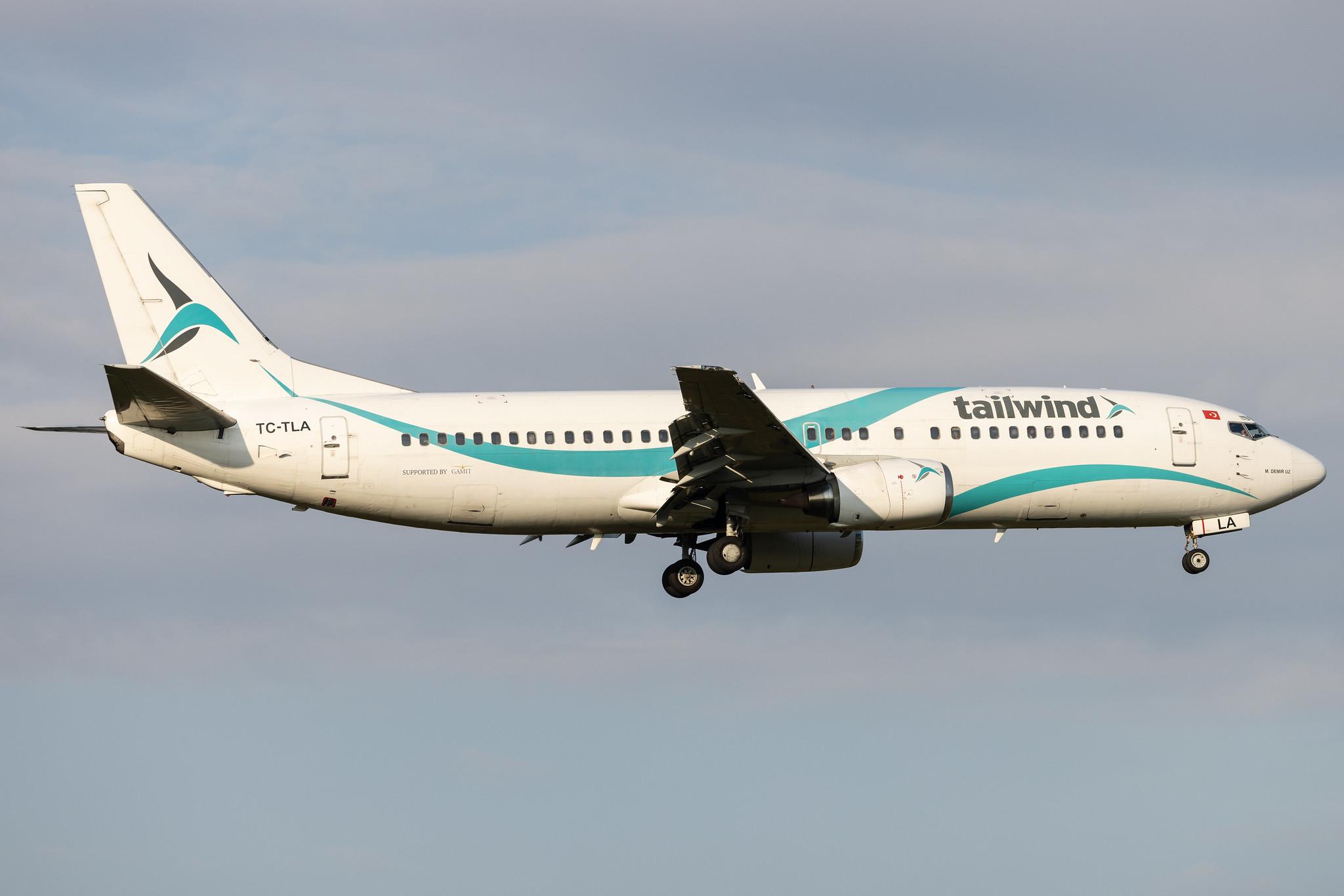 Hamburg Airport: Tailwind Airlines (TI / TWI) | Boeing 737-4Q8 B734 | TC-TLA | MSN 25107