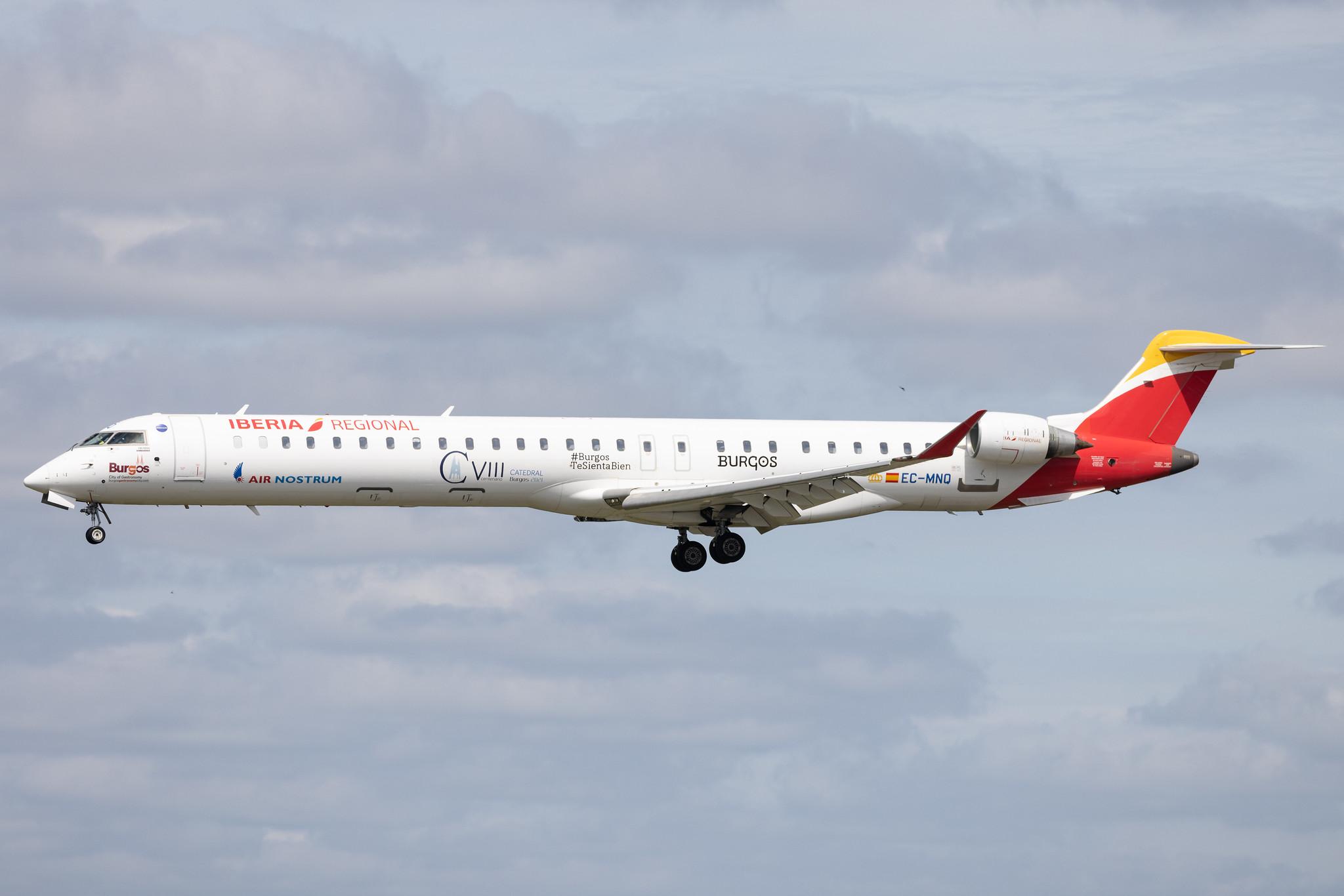 Hamburg Airport: Iberia Regional (IB / IBE) |  Livery: Islas Cíes Livery | Operator: Air Nostrum |  Mitsubishi CRJ-1000 CRJX | EC-MNQ | MSN 19051