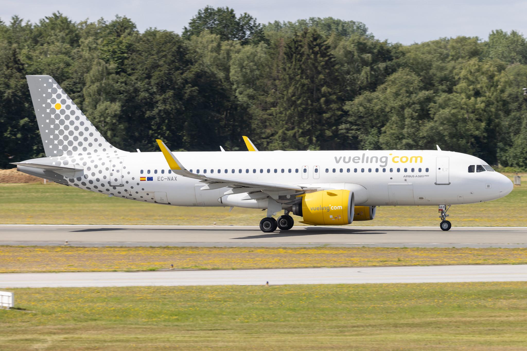 Hamburg Airport: Vueling (VY / VLG) |  Airbus A320-271N A20N | EC-NAX | MSN 8584