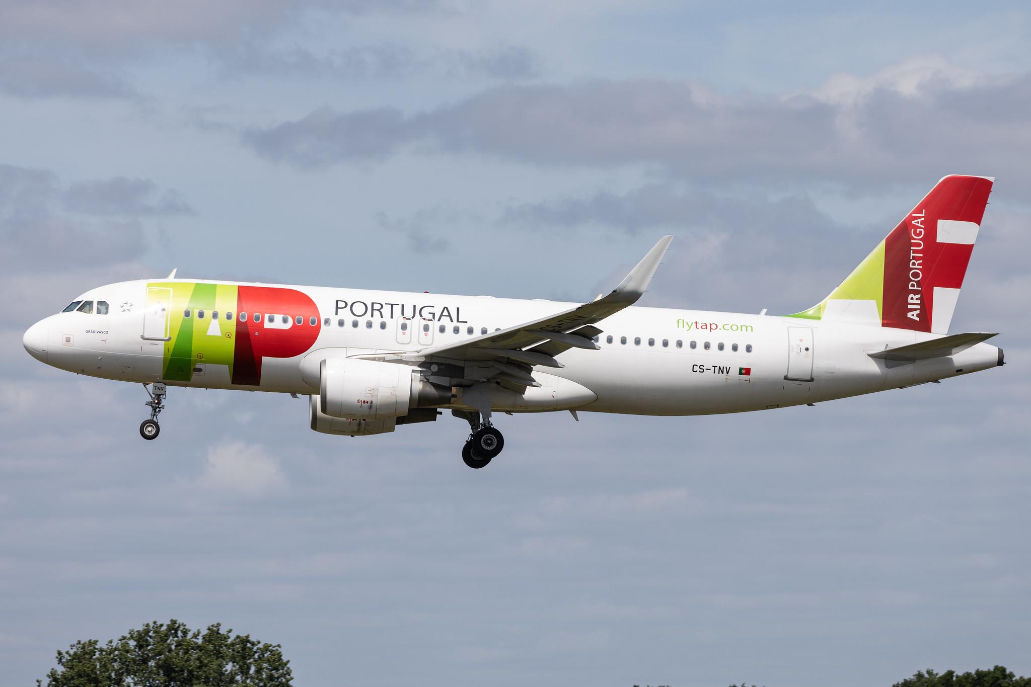 Hamburg Airport: TAP Air Portugal (TP / TAP) |  Airbus A320-214 A320 | CS-TNV | MSN 4145