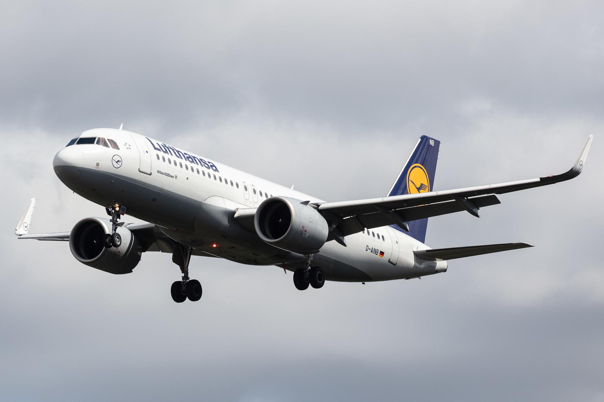 Frankfurt Airport: Lufthansa (LH / DLH) |  Airbus A320-271N A20N | D-AINB | MSN 6864
