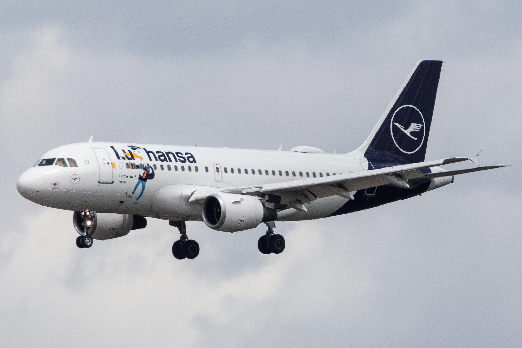 Frankfurt Airport: Lufthansa (LH / DLH) |  Livery: Lu Sticker |  Airbus A319-114 A319 | D-AILU | MSN 0744