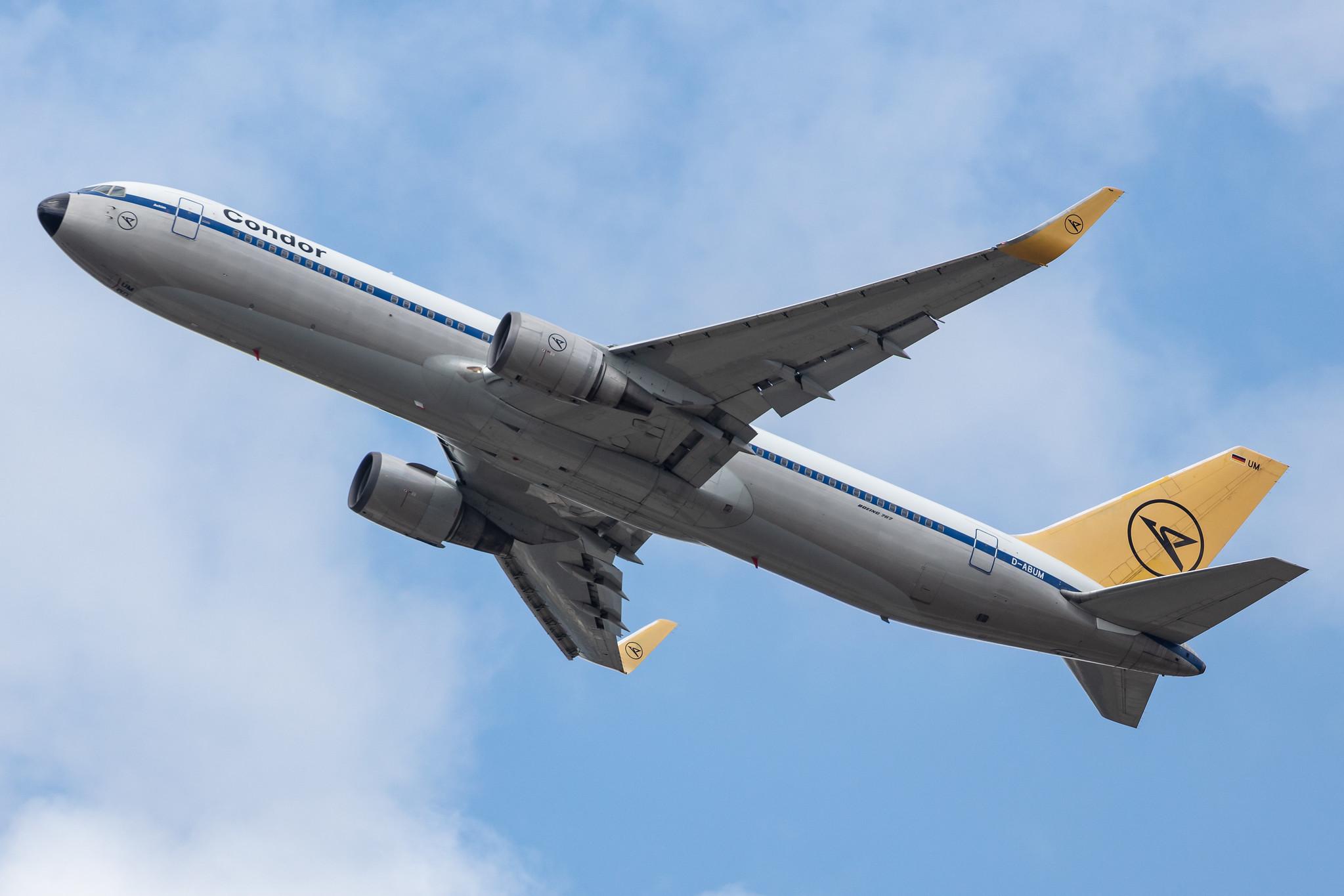 Frankfurt Airport: Condor (DE / CFG) |  Livery: Retro Livery |  Boeing 767-31B(ER) B763 | D-ABUM | MSN 25170