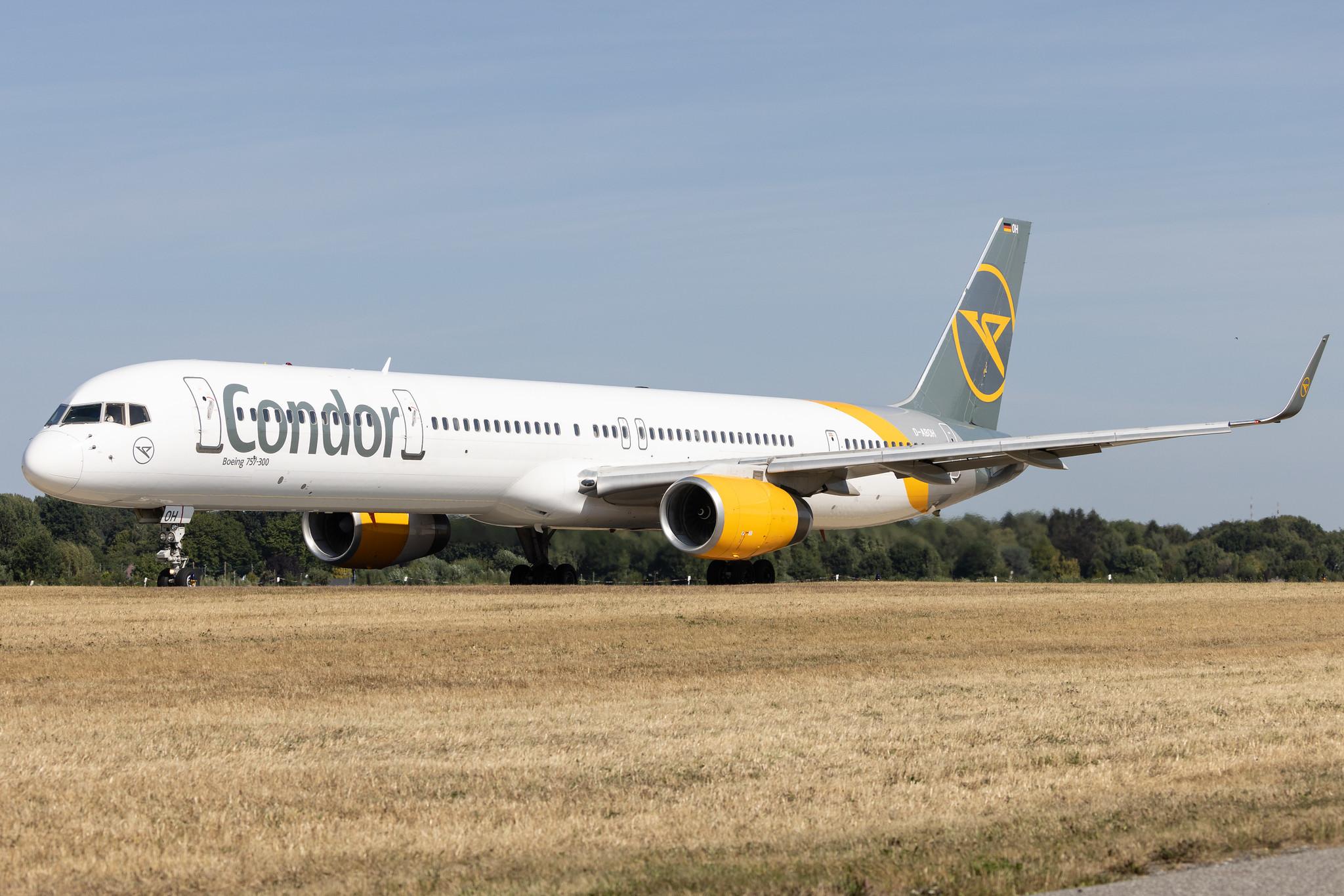 Hamburg Airport: Condor (DE / CFG) | Boeing 757-330 B753 | D-ABOH | MSN 30030