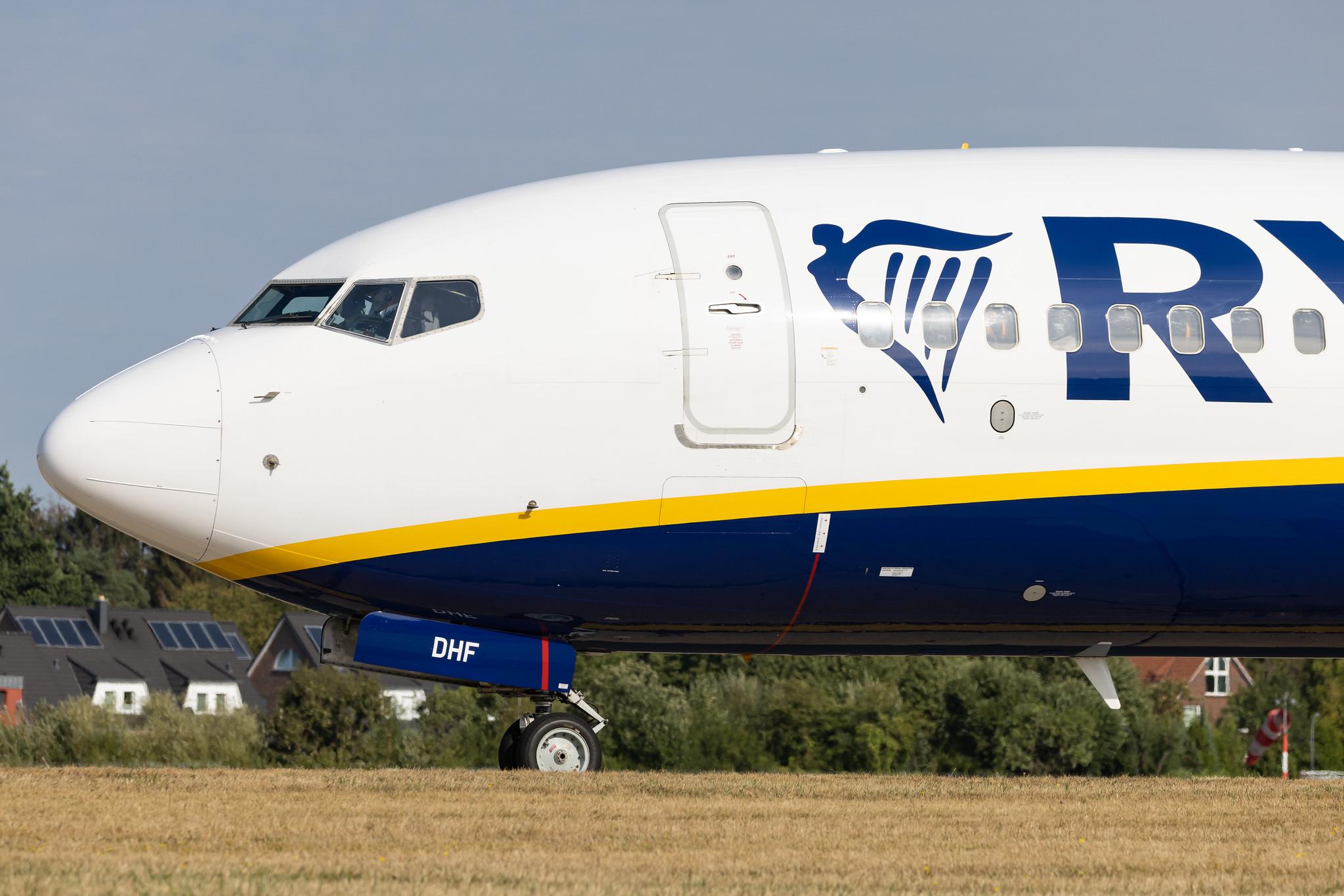 Hamburg Airport: Ryanair (FR / RYR) | Boeing 737-8AS B738 | EI-DHF | MSN 33575