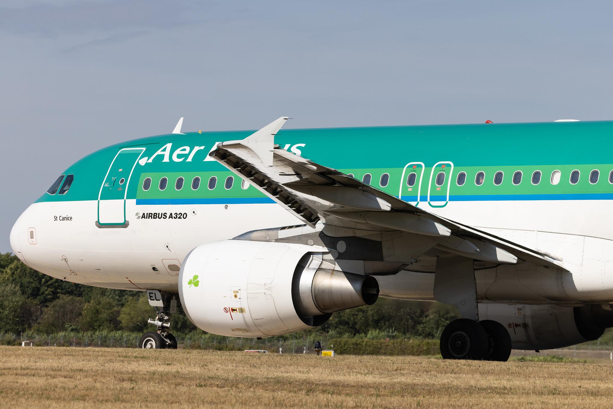 Hamburg Airport: Aer Lingus (EI / EIN) |  Airbus A320-214 A320 | EI-DEL | MSN 02409
