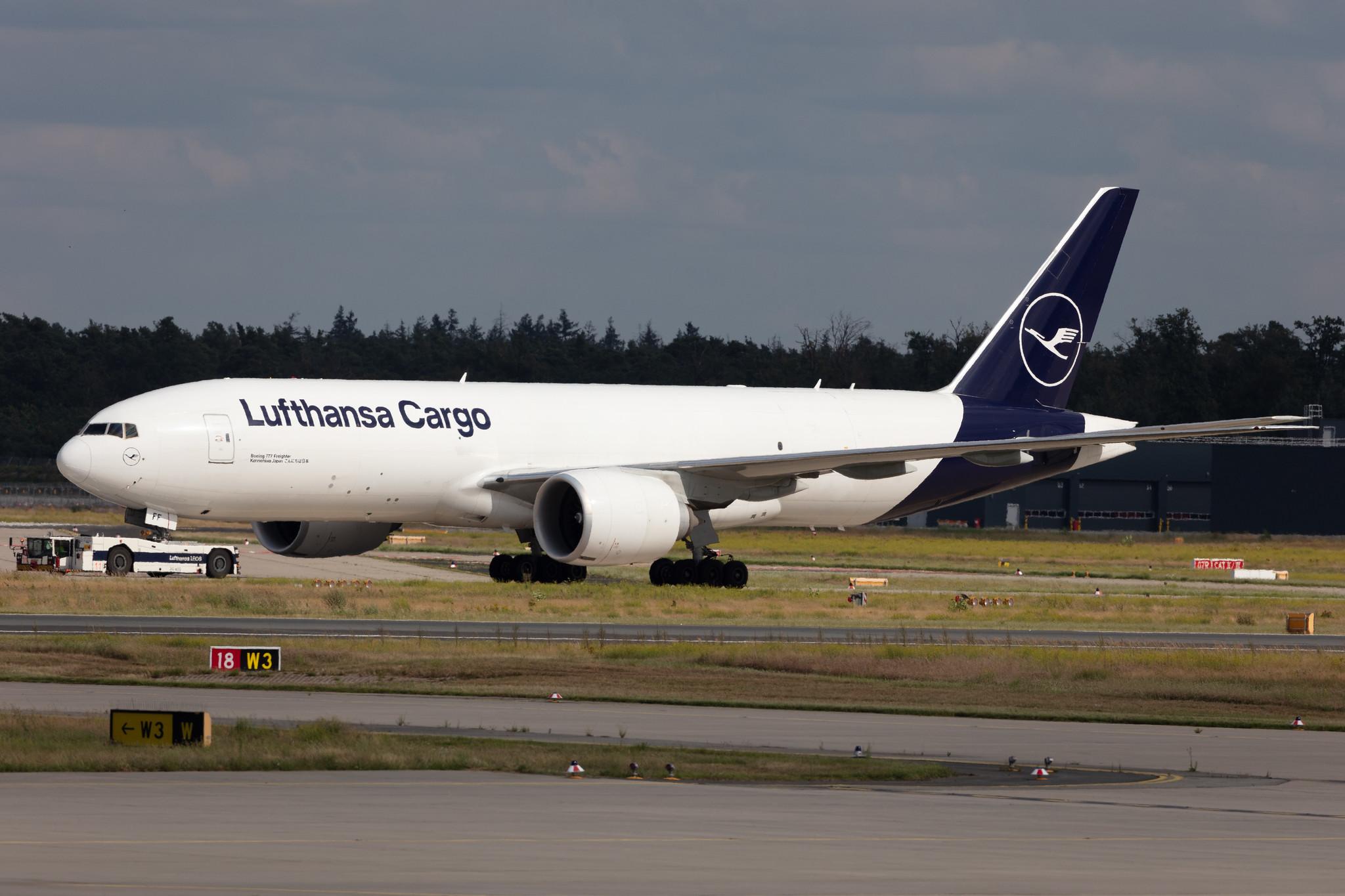 Frankfurt Airport: Lufthansa Cargo (/ GEC) |  Boeing 777-F B77L | D-ALFF | MSN 66089