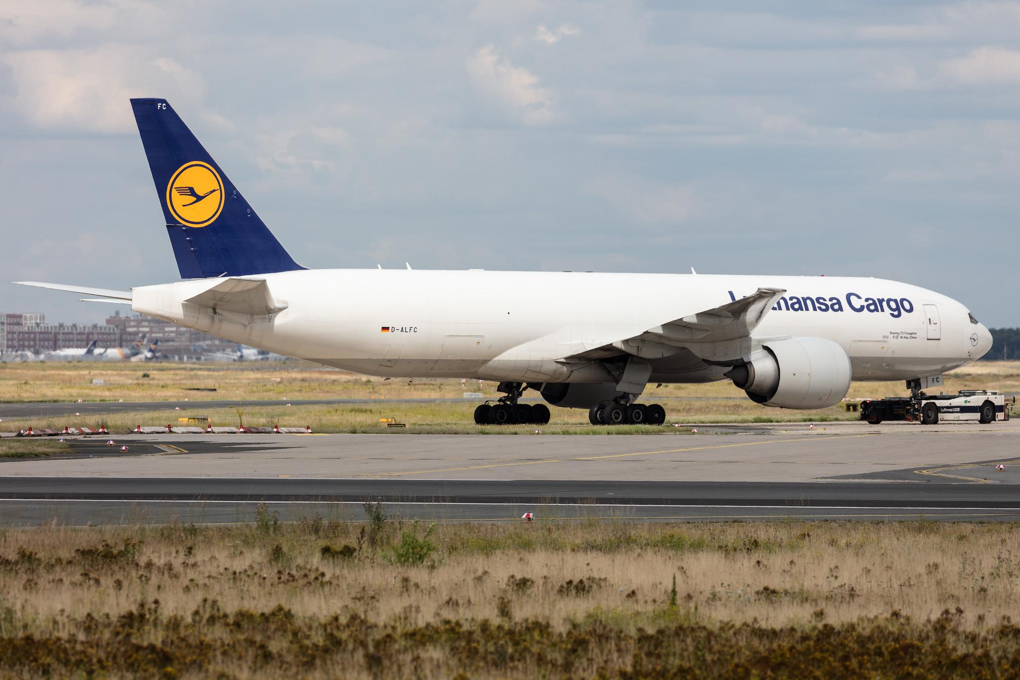 Frankfurt Airport: Lufthansa Cargo (/ GEC) |  Boeing 777-FBT B77L | D-ALFC | MSN 41676