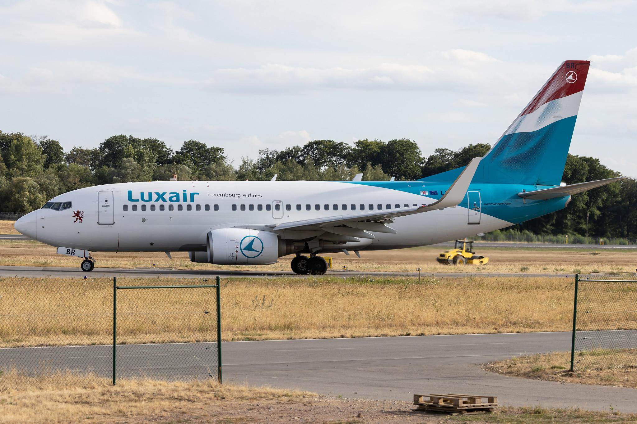 Luxembourg Findel Airport: Luxair (LG / LGL) | Boeing 737-7K2 B737 | LX-LBR | MSN 30366