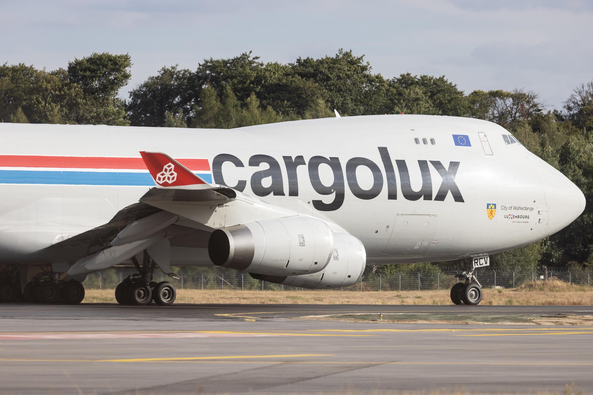 Luxembourg Findel Airport: Cargolux (CV / CLX) | Boeing 747-4R7F B744 | LX-RCV | MSN 30400