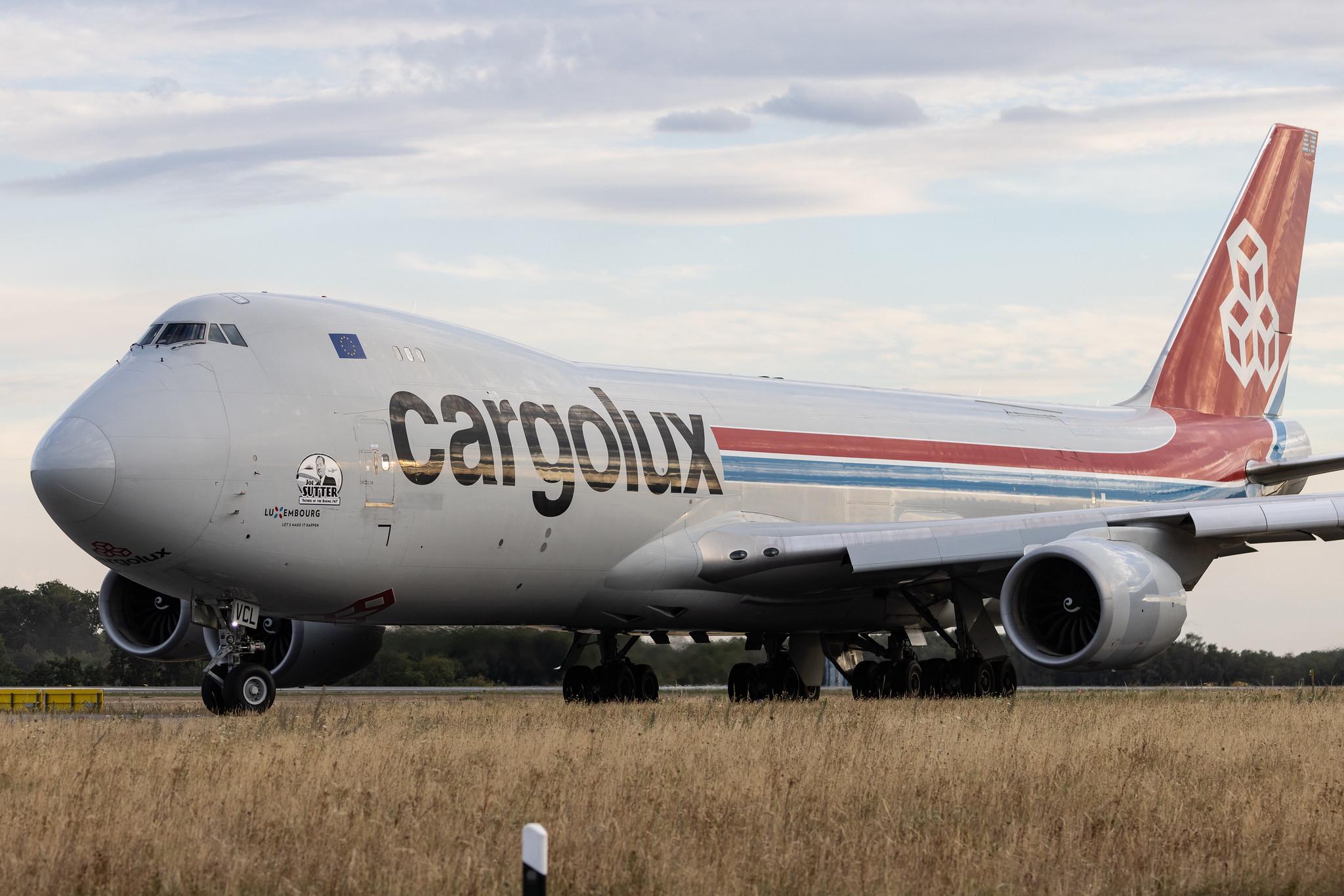 Luxembourg Findel Airport: Cargolux (CV / CLX) |  Boeing 747-8R7F B748 | LX-VCL | MSN 35823