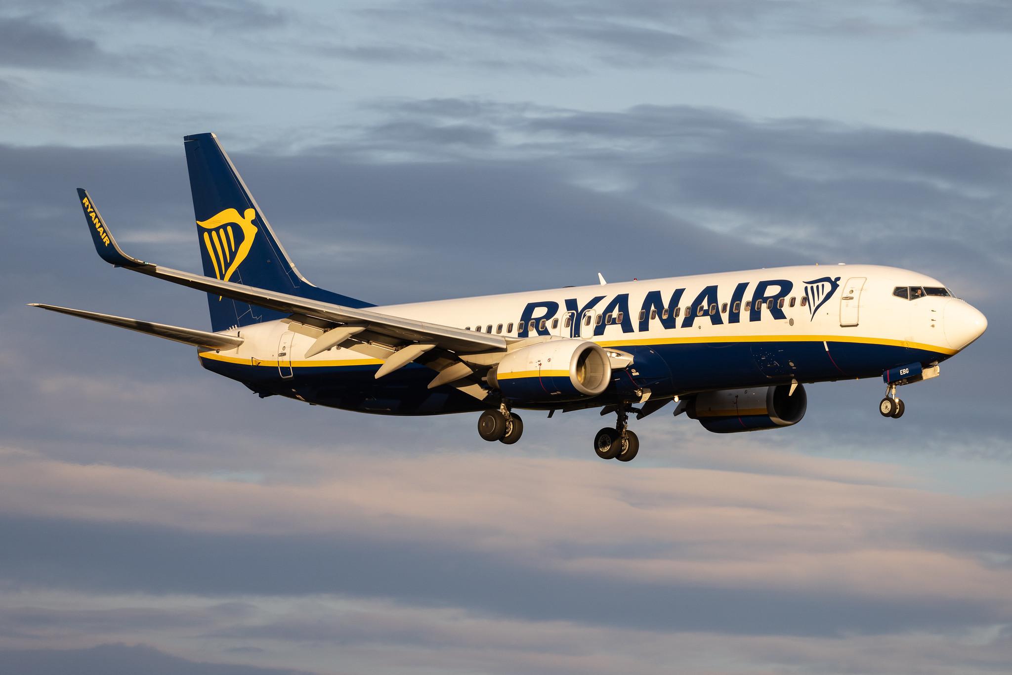 Luxembourg Findel Airport: Ryanair (FR / RYR) | Boeing 737-8AS B738 | EI-EBG | MSN 37525