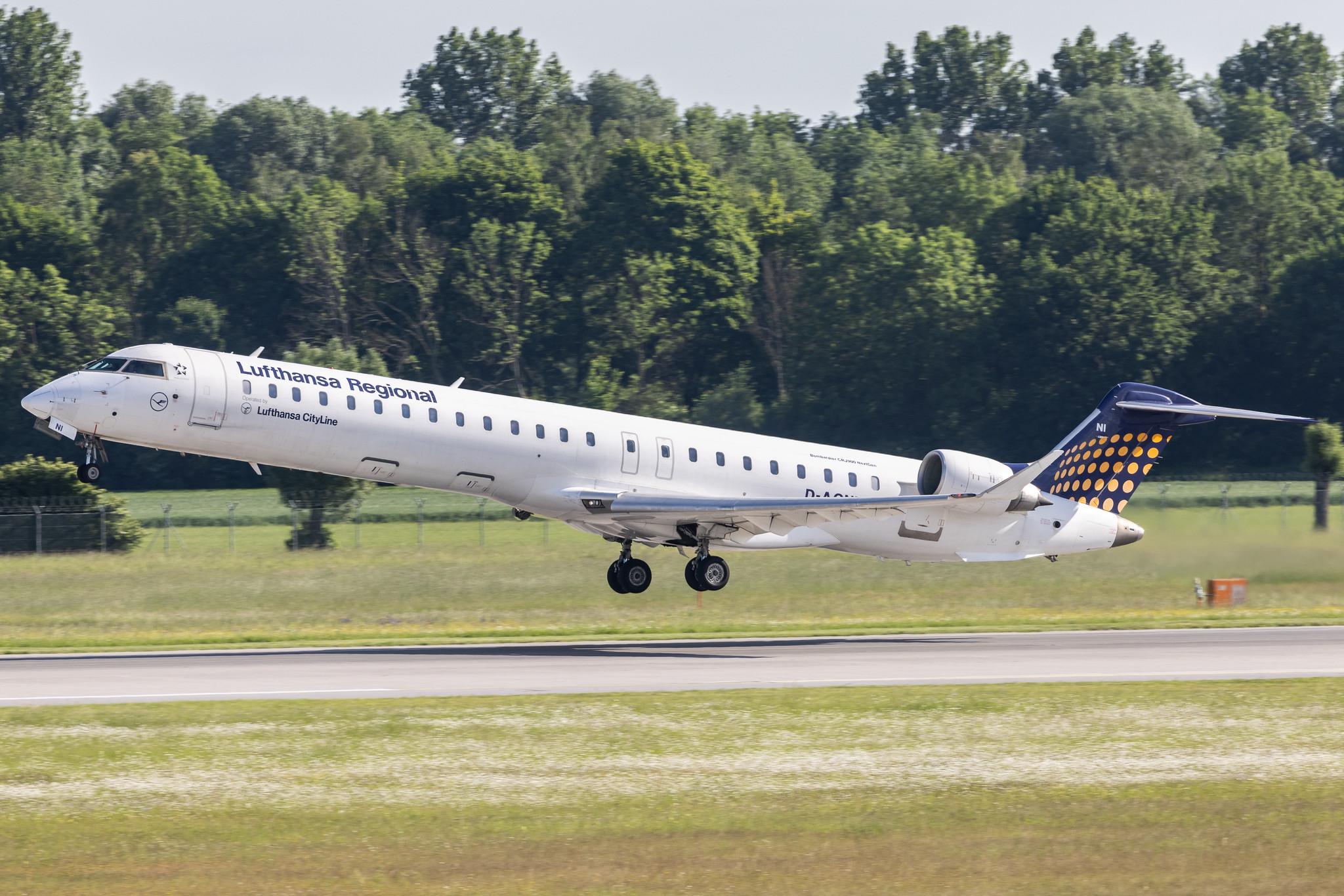 Munich Airport: Lufthansa (LH / DLH) | Operator: Lufthansa CityLine | Mitsubishi CRJ-900LR CRJ9 | D-ACNI | MSN 15248
