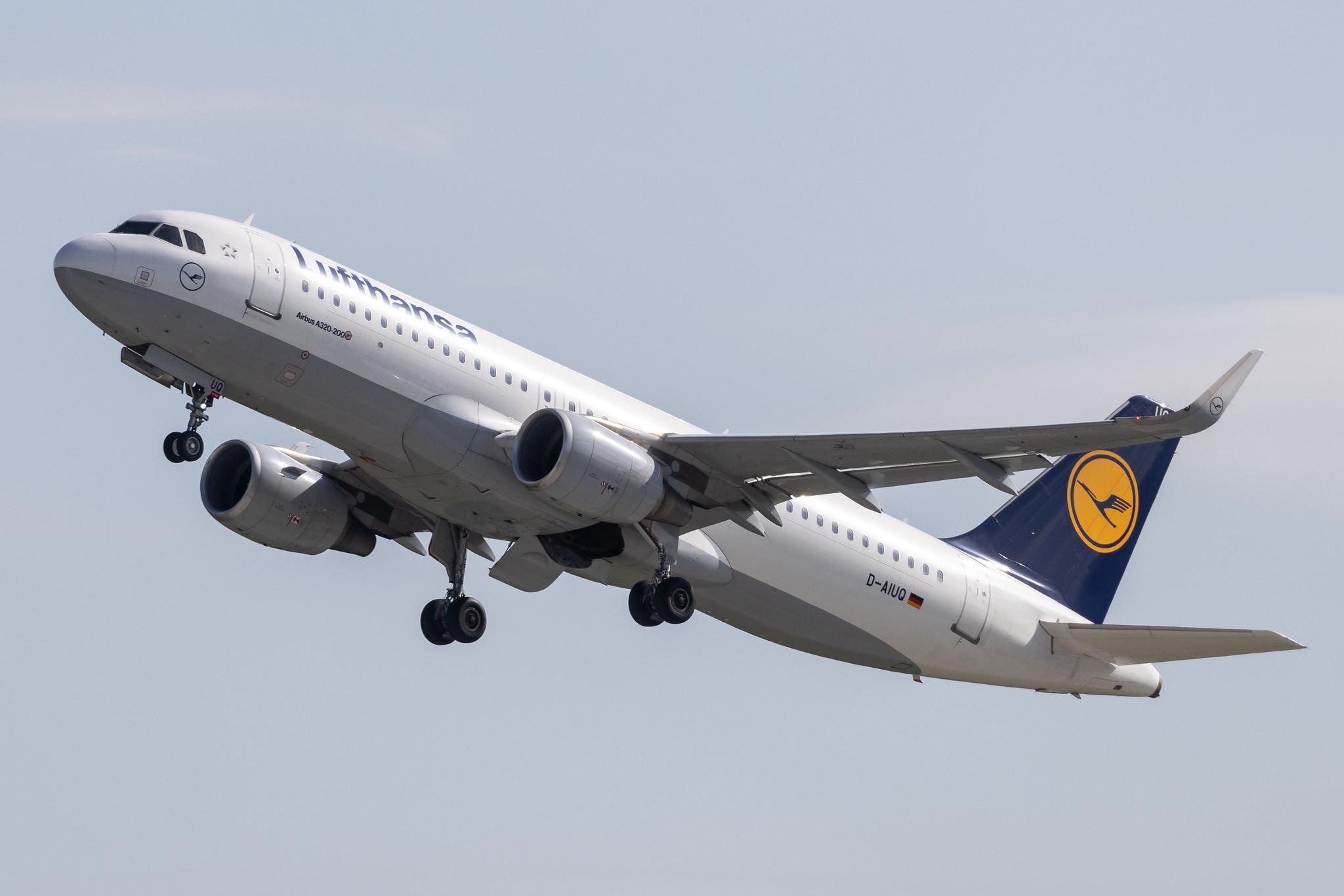 Munich Airport: Lufthansa (LH / DLH) | Airbus A320-214 A320 | D-AIUQ | MSN 6947