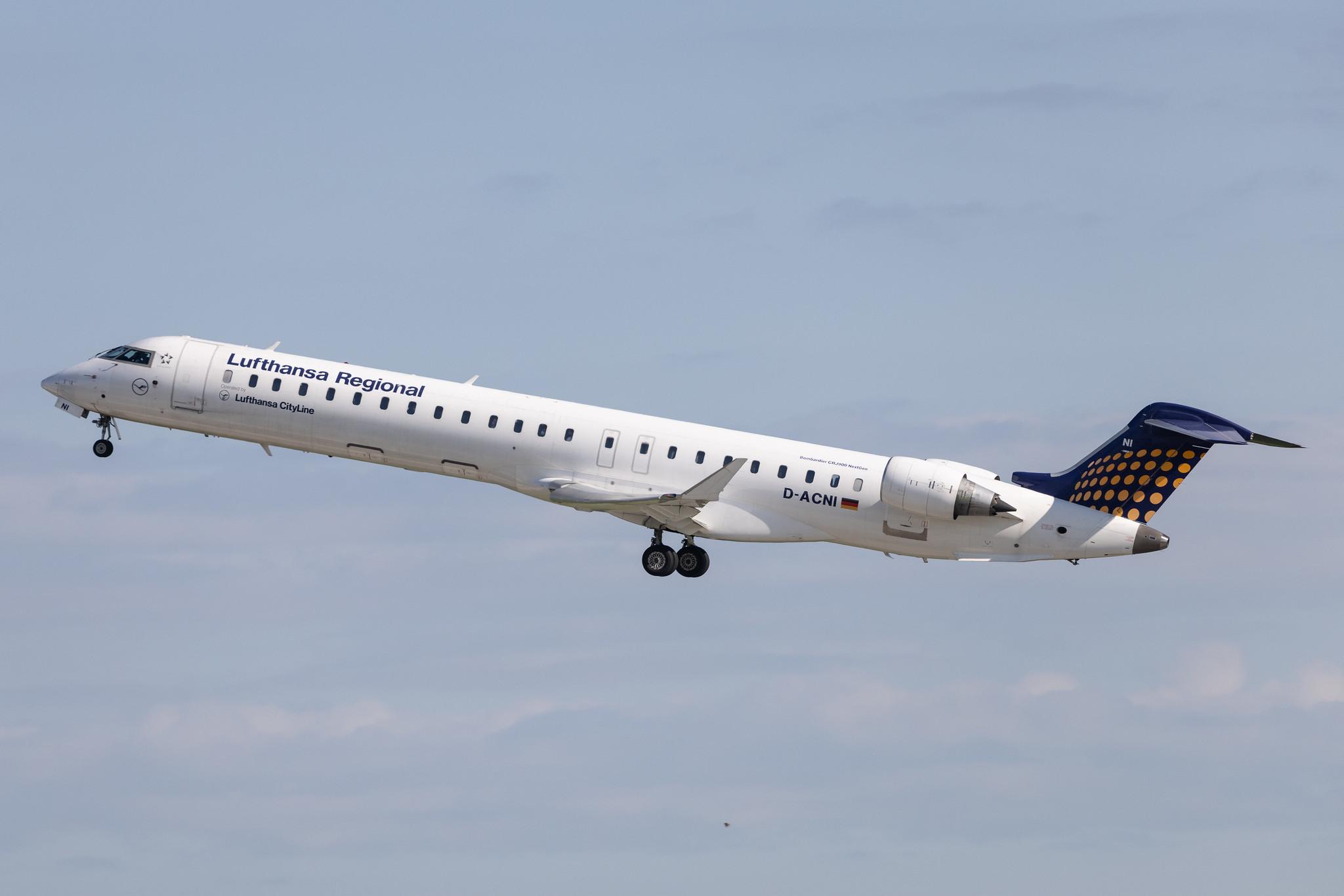 Munich Airport: Lufthansa (LH / DLH) | Operator: Lufthansa CityLine | Mitsubishi CRJ-900LR CRJ9 | D-ACNI | MSN 15248