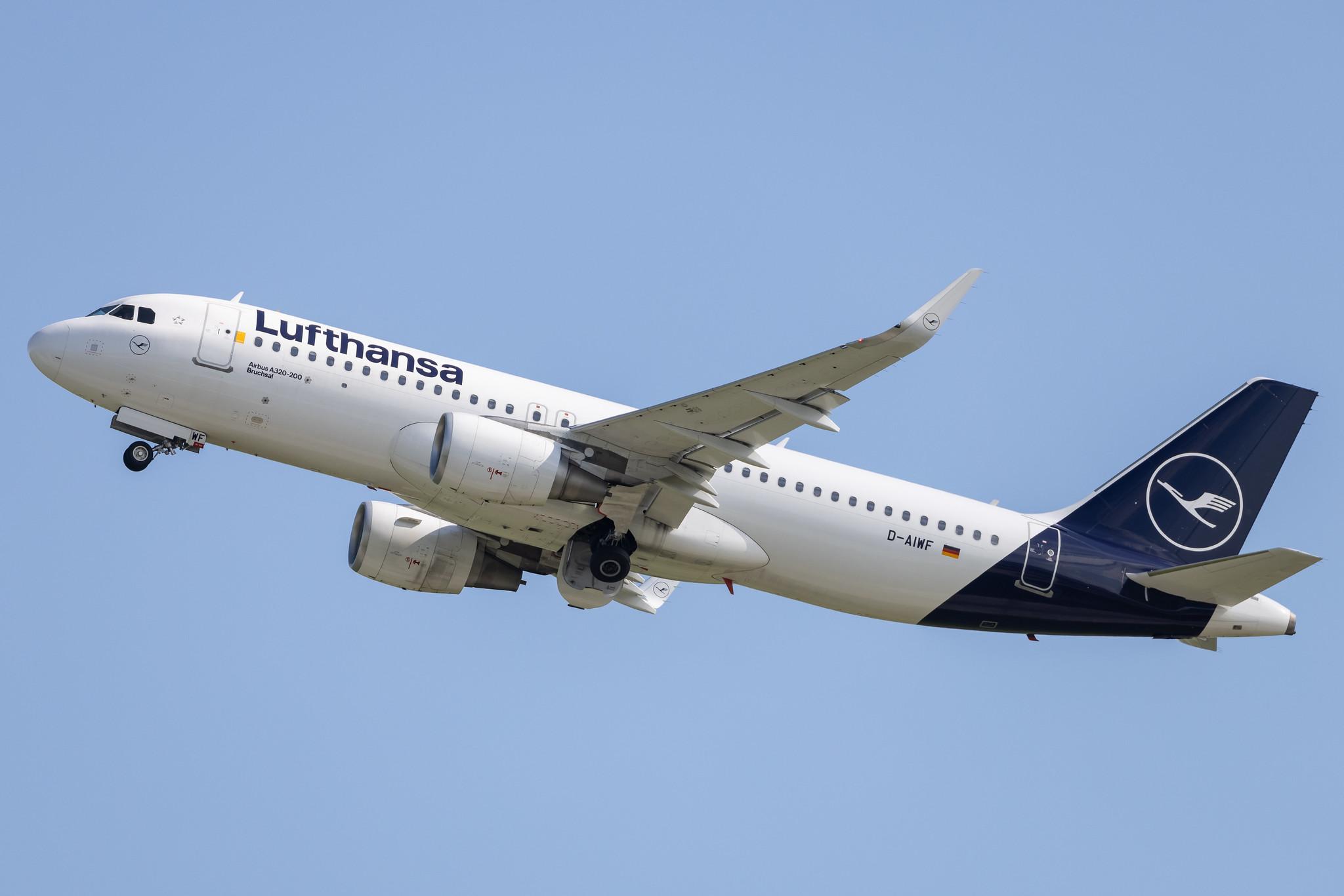 Munich Airport: Lufthansa (LH / DLH) | Airbus A320-214 A320 | D-AIWF | MSN 8853