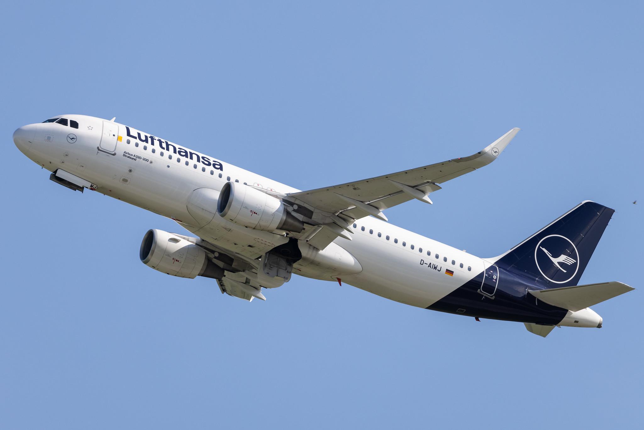 Munich Airport: Lufthansa (LH / DLH) | Airbus A320-214 A320 | D-AIWJ | MSN 9052