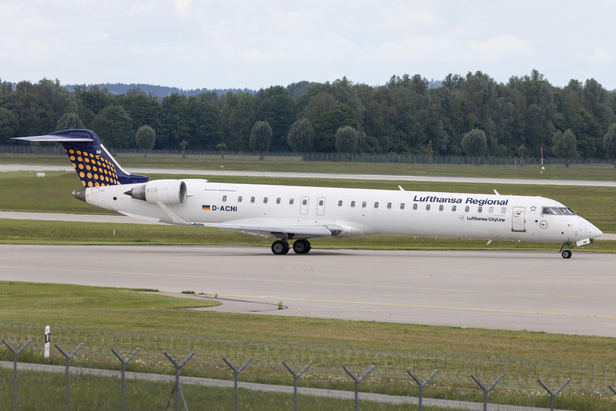 Munich Airport: Lufthansa (LH / DLH) | Operator: Lufthansa CityLine | Mitsubishi CRJ-900LR CRJ9 | D-ACNI | MSN 15248