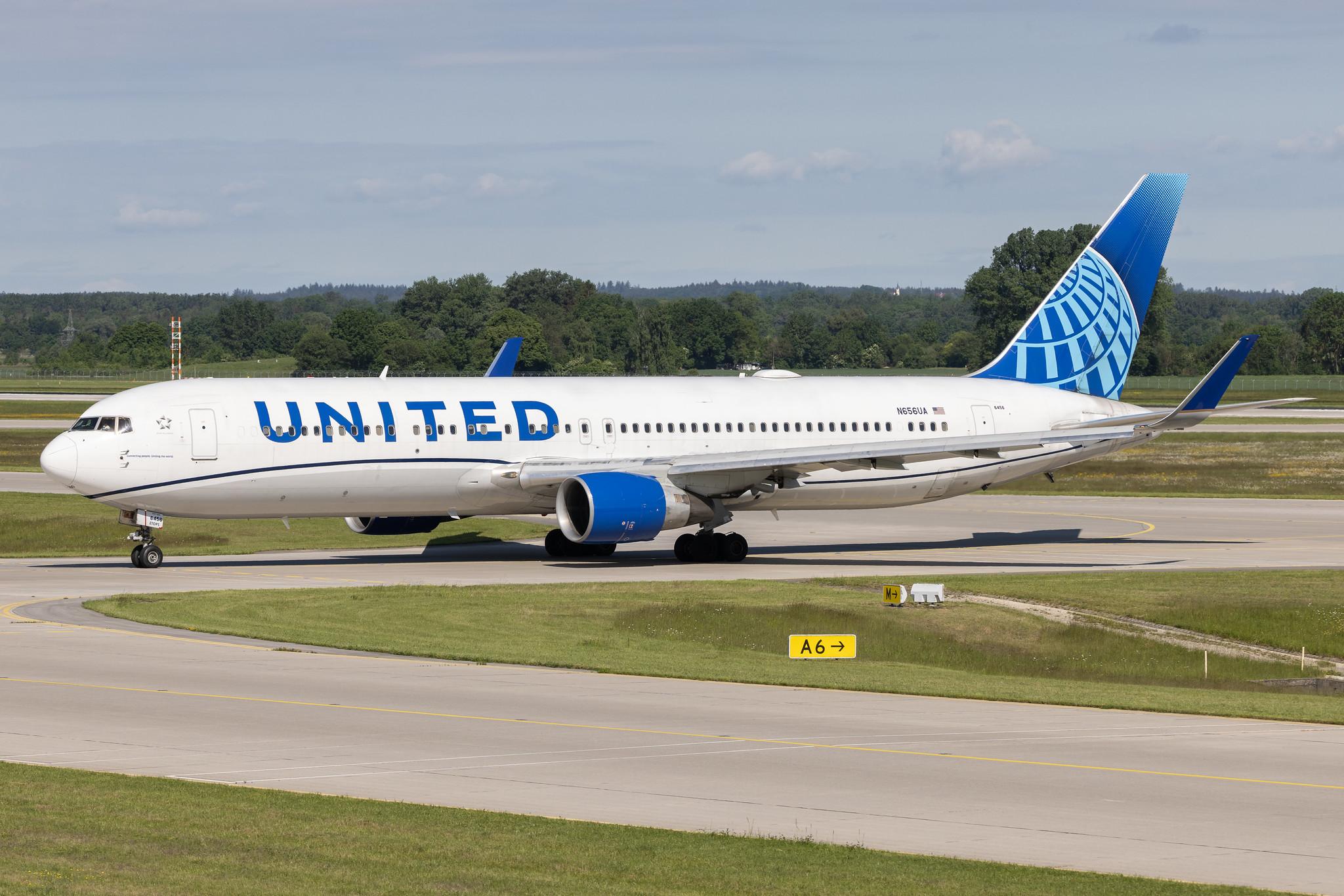Munich Airport: United Airlines (UA / UAL) | Boeing 767-322(ER) B763 | N656UA | MSN 25394