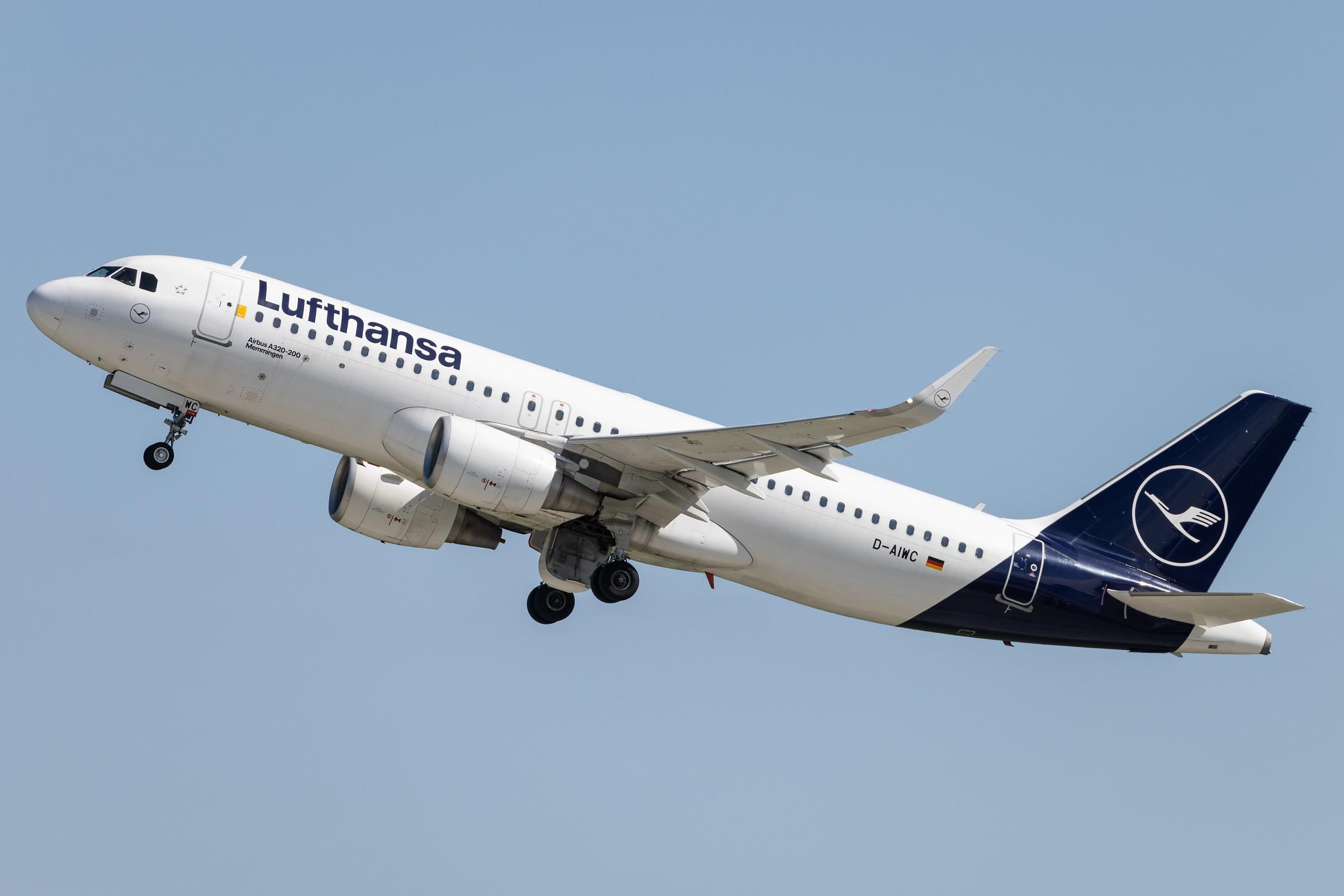 Munich Airport: Lufthansa (LH / DLH) | Airbus A320-214 A320 | D-AIWC | MSN 8667