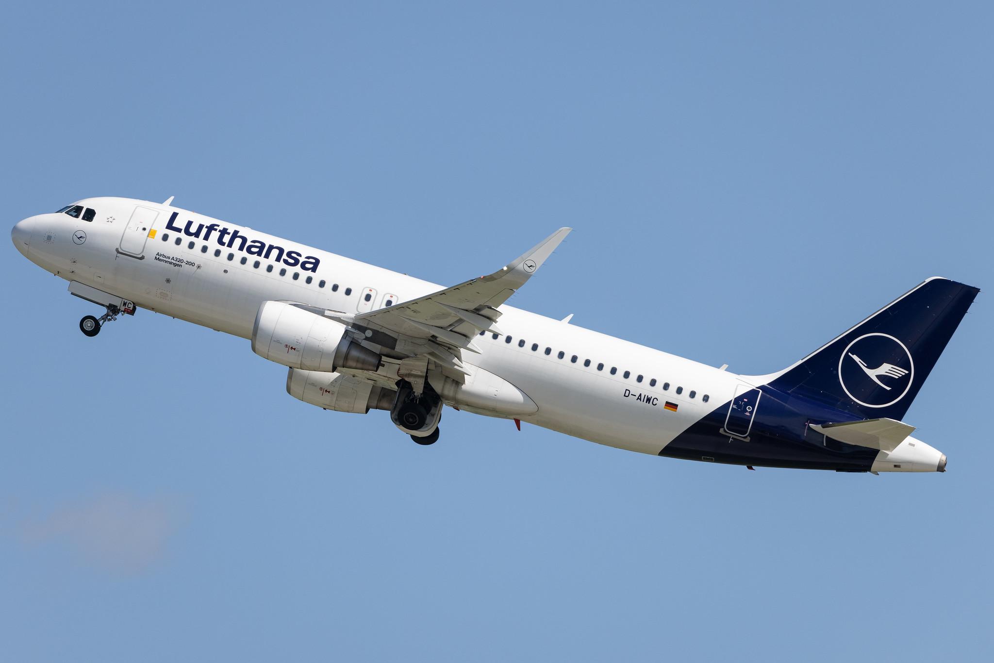 Munich Airport: Lufthansa (LH / DLH) | Airbus A320-214 A320 | D-AIWC | MSN 8667