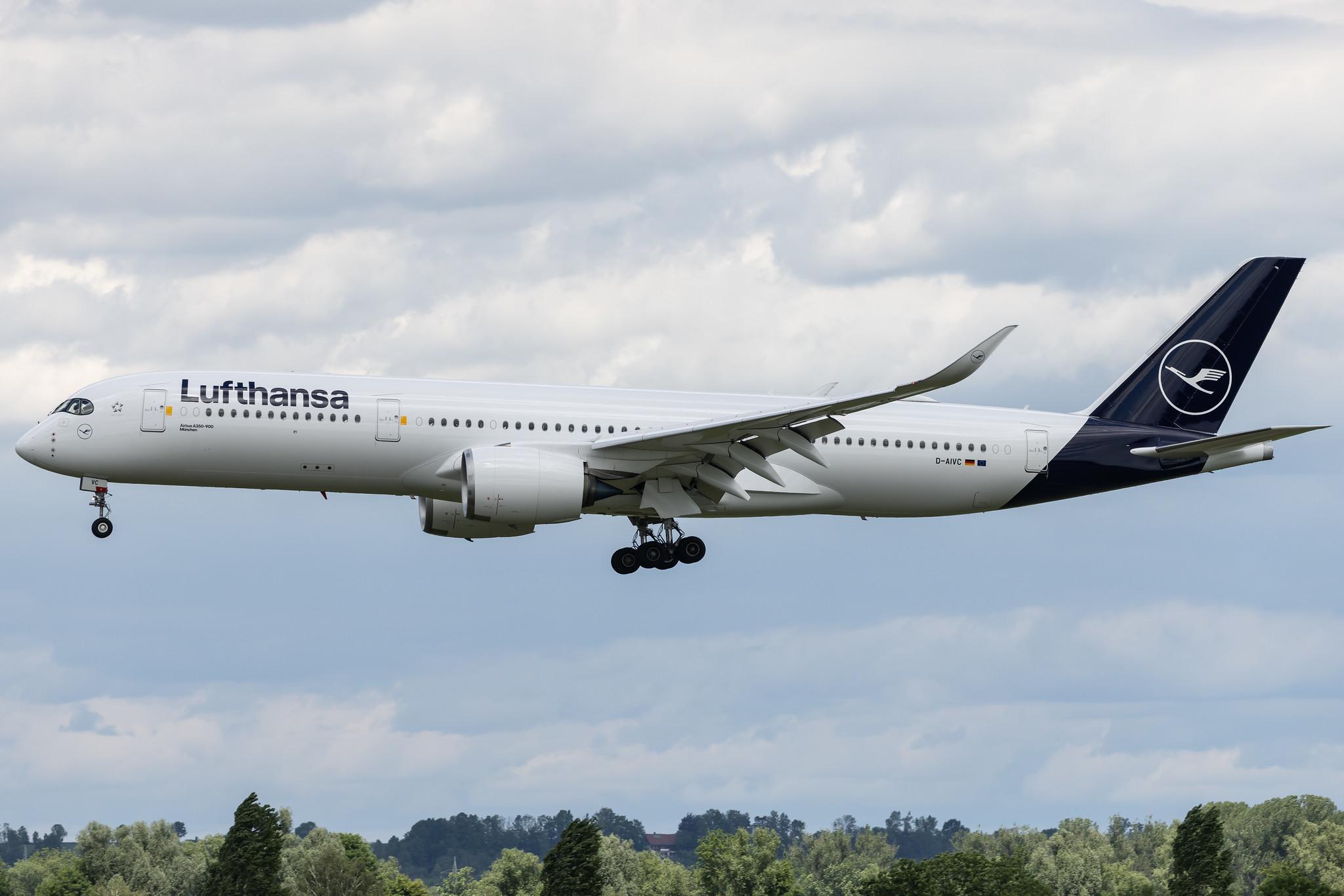 Munich Airport: Lufthansa (LH / DLH) | Airbus A350-941 A359 | D-AIVC | MSN 243