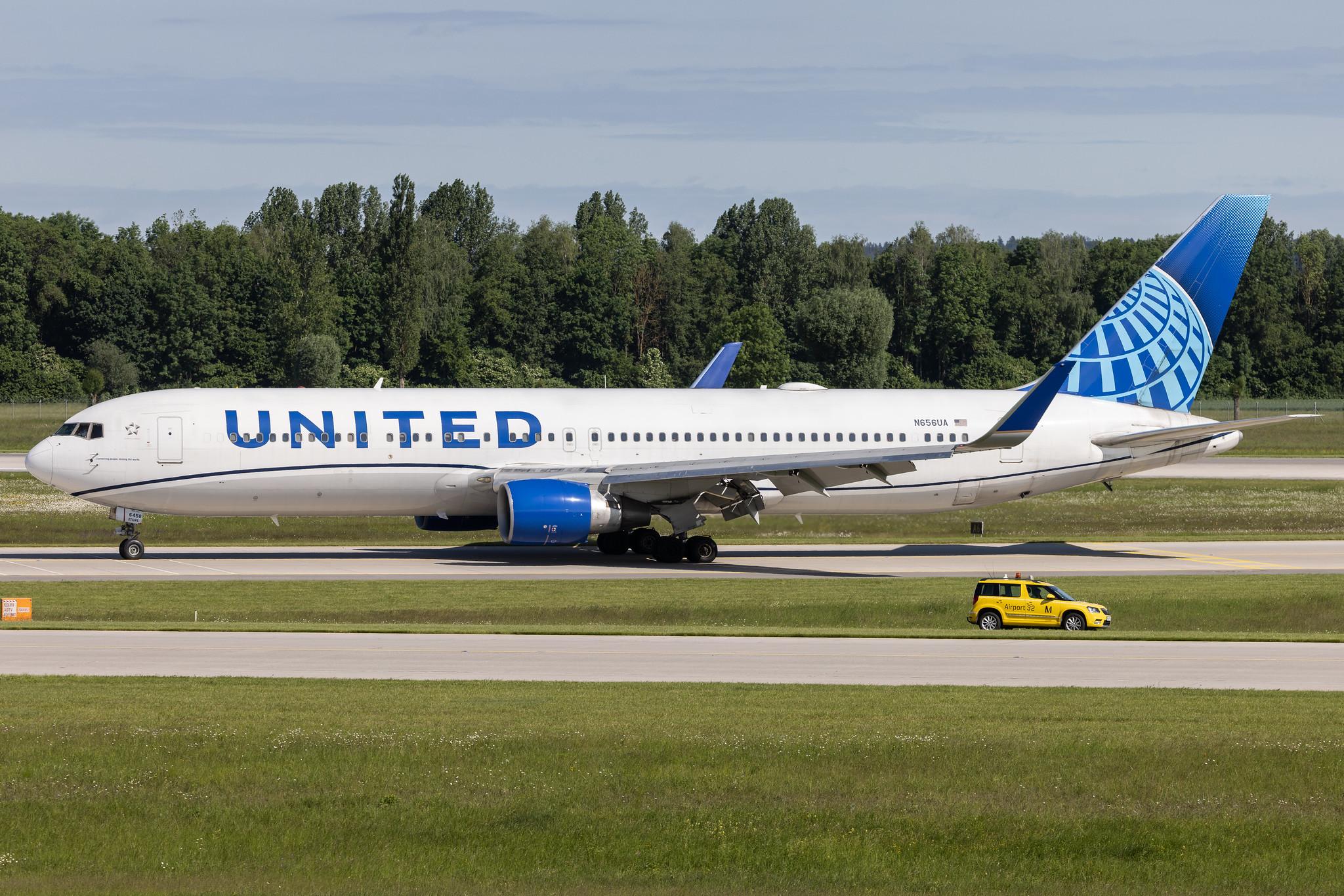 Munich Airport: United Airlines (UA / UAL) | Boeing 767-322(ER) B763 | N656UA | MSN 25394