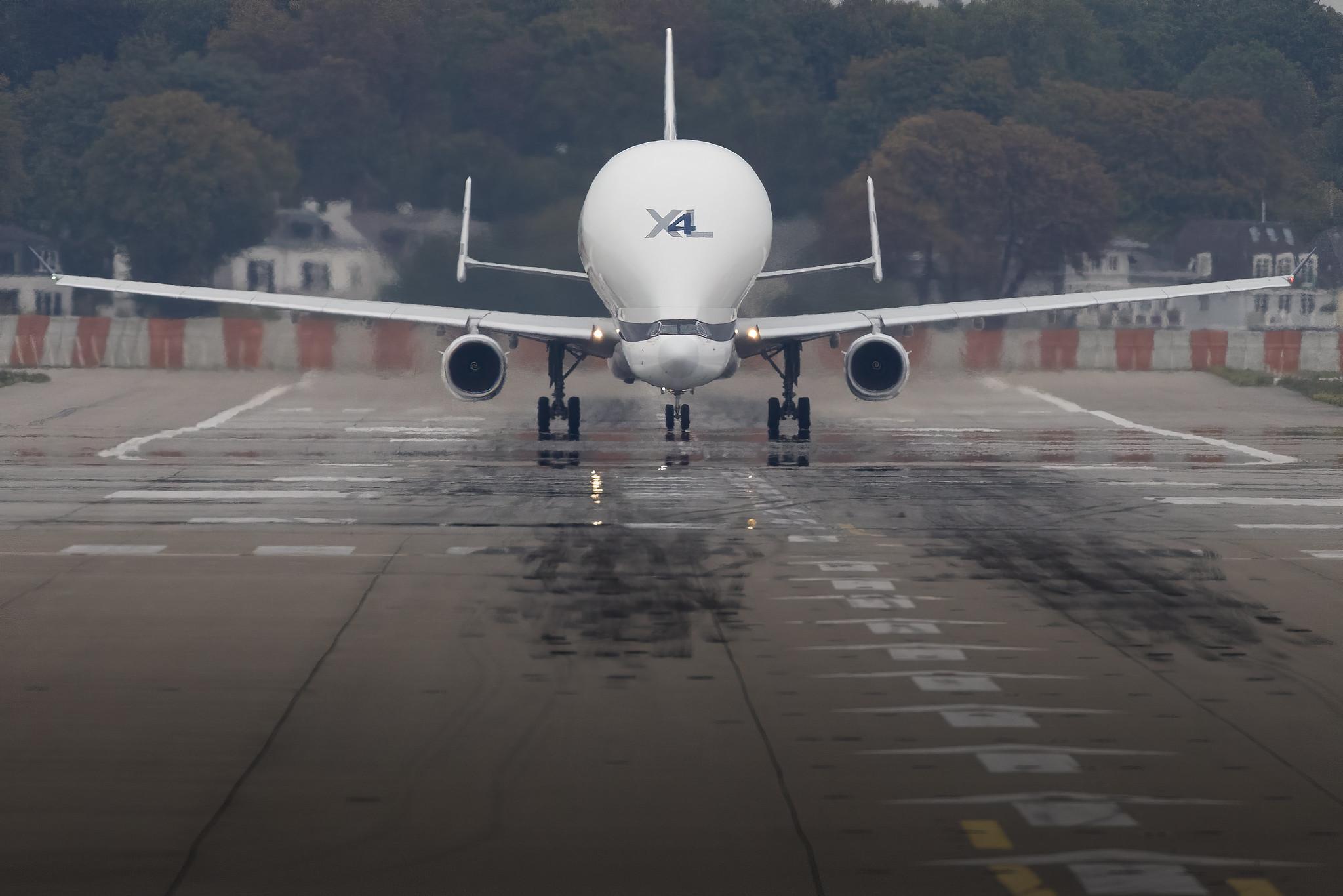 Hamburg Finkenwerder: Airbus Transport International (4Y / BGA) | Airbus A330-743L Beluga XL A337 | F-GXLJ | MSN 1985
