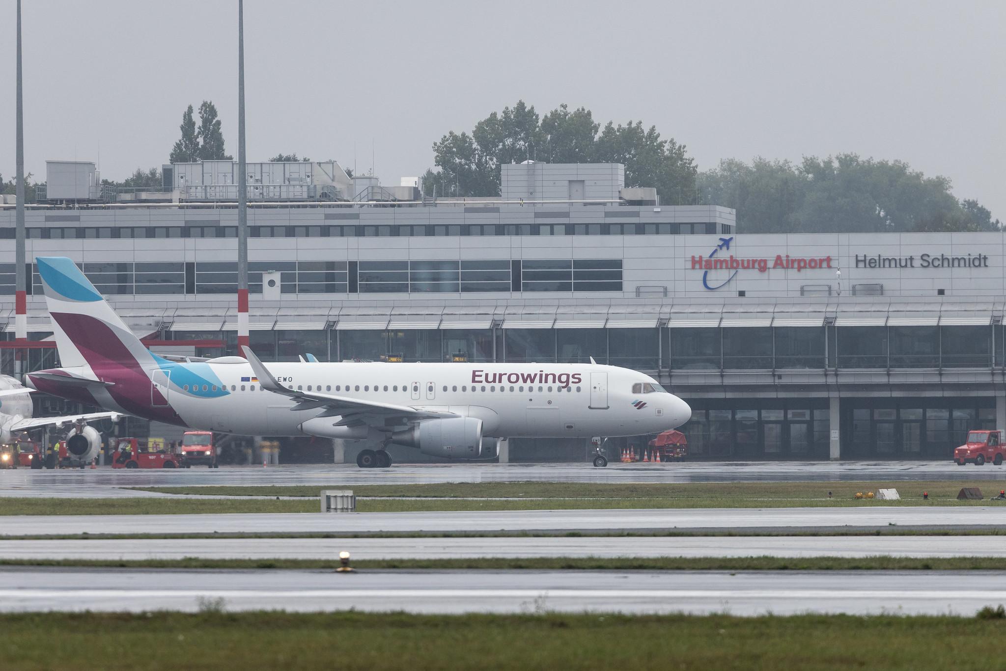 Hamburg Airport: Eurowings (EW / EWG) | Airbus A320-214 A320 | D-AEWO | MSN 7394