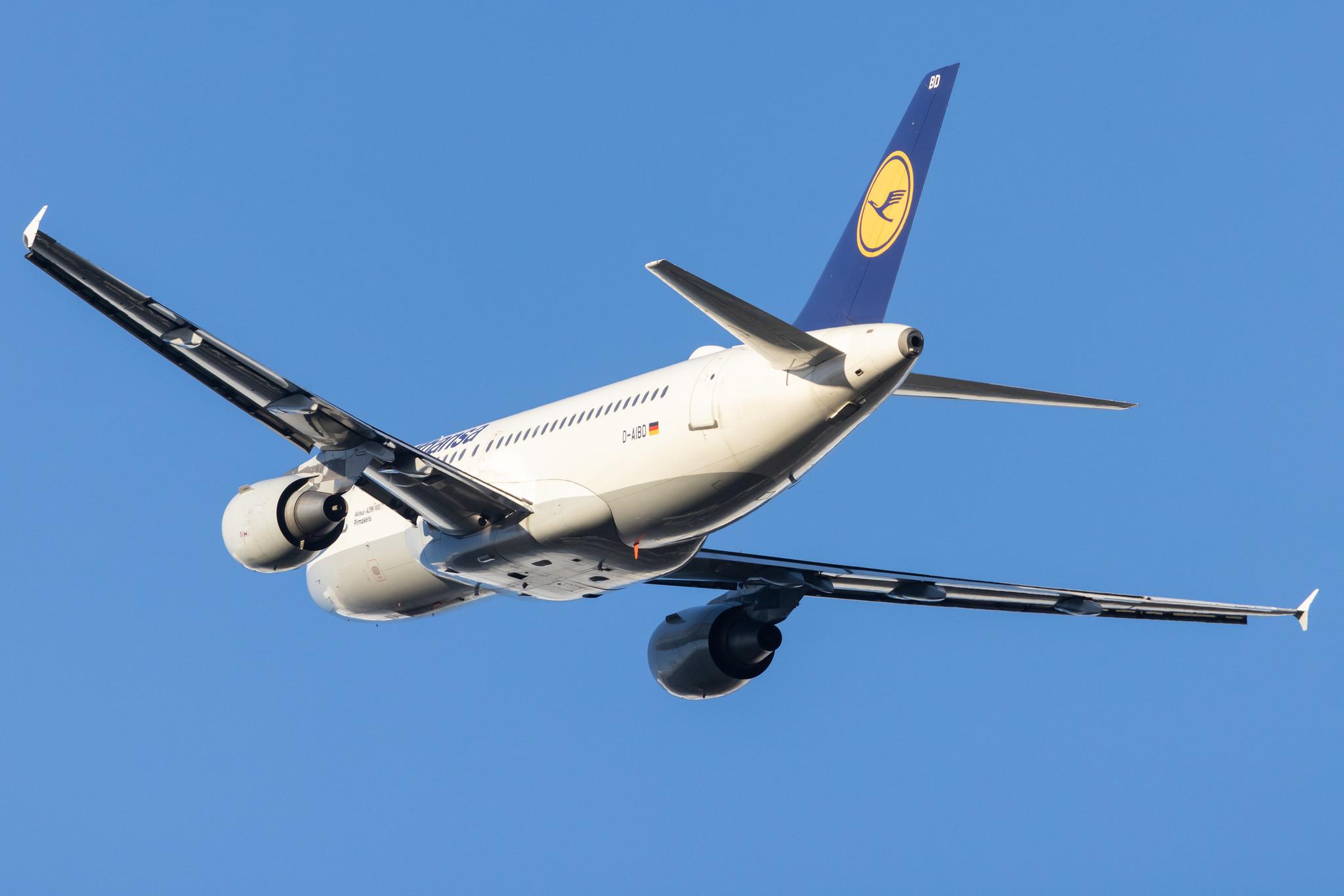 Hamburg Airport: Lufthansa (LH / DLH) |  Airbus A319-112 A319 | D-AIBD | MSN 4455