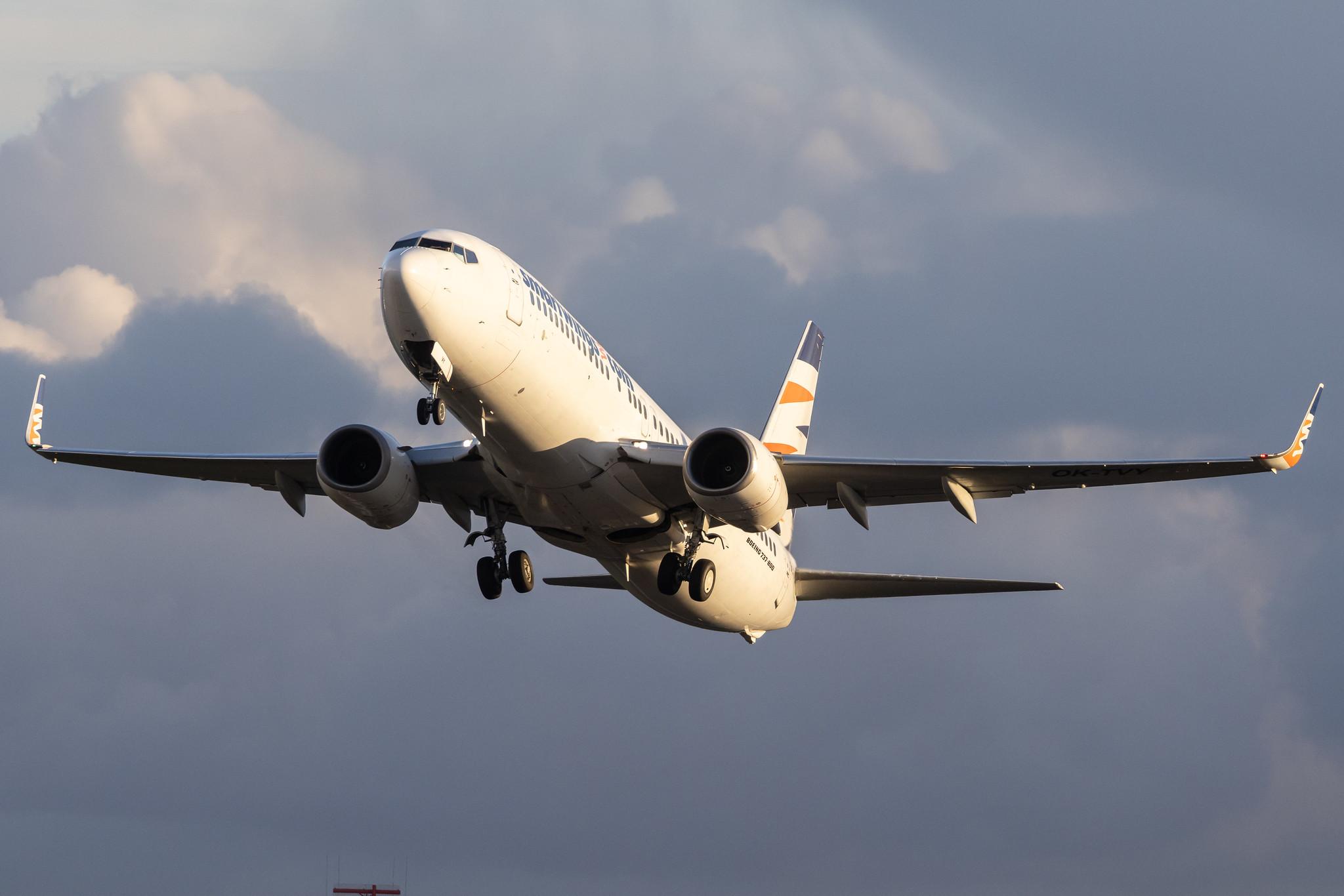 Hamburg Airport: Smartwings (QS / TVS) |  Boeing 737-8Q8 B738 | OK-TVY | MSN 30724