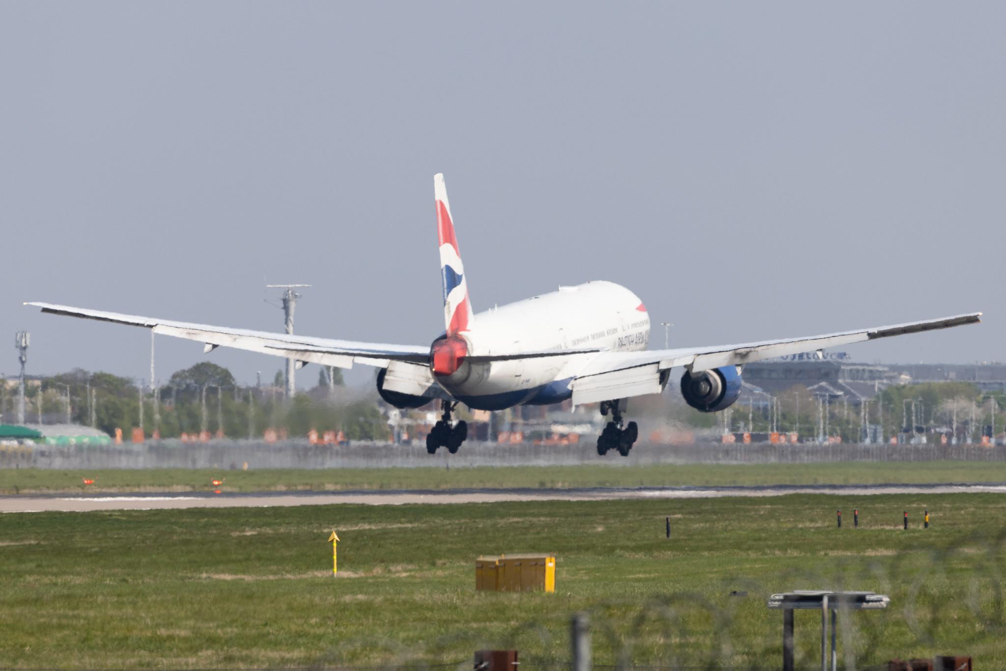 London Heathrow: British Airways (BA / BAW) |  Boeing 777-236(ER) B772 | G-YMMI | MSN 30310