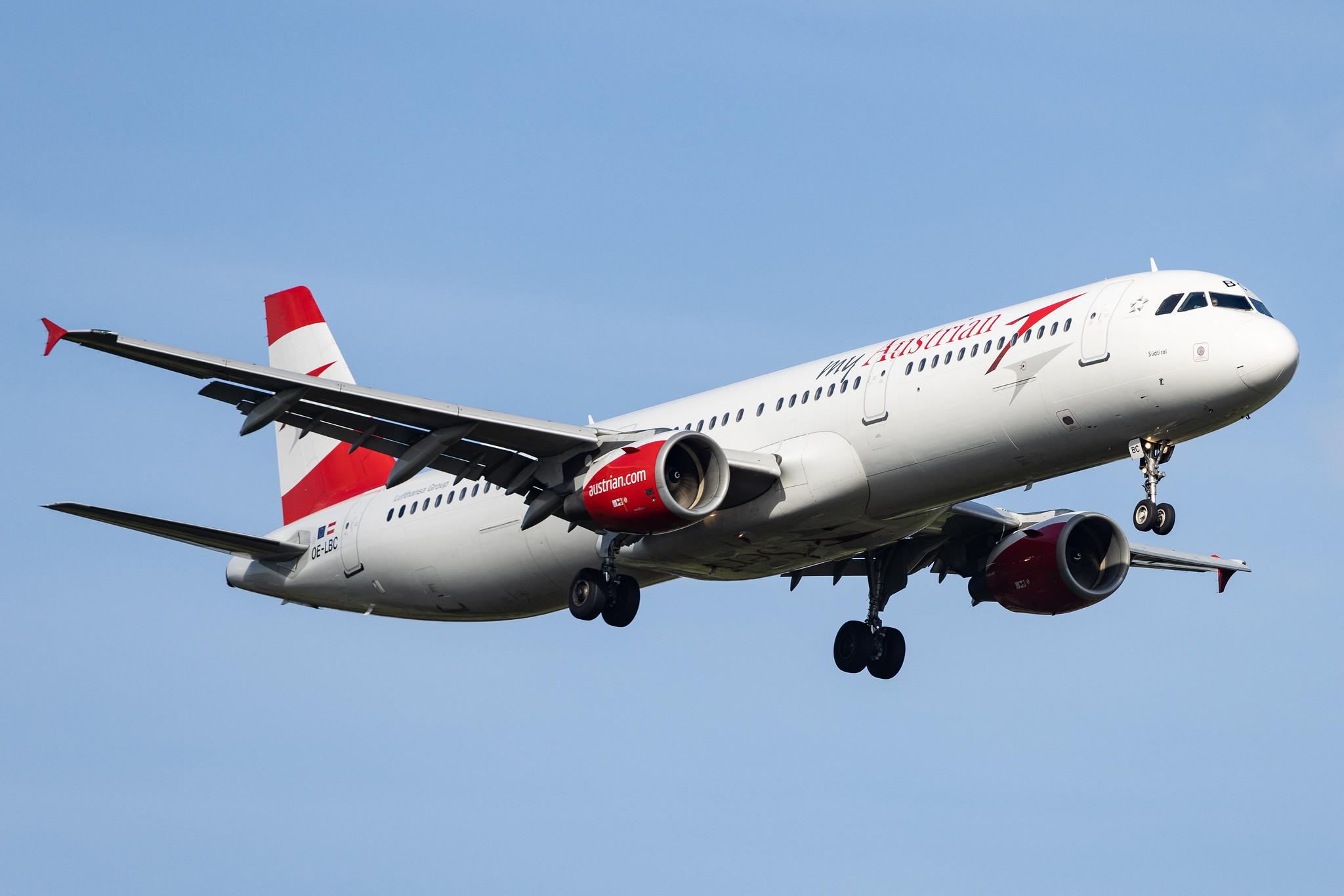 Hamburg Airport: Austrian Airlines (OS / AUA) | Airbus A321-111 A321 | OE-LBC | MSN 0581