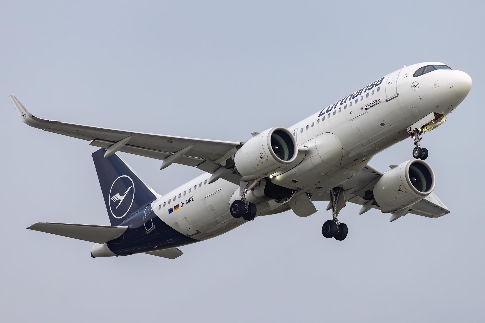 Hamburg Airport: Lufthansa (LH / DLH) | Airbus A320-271N A20N | D-AINZ | MSN 9442