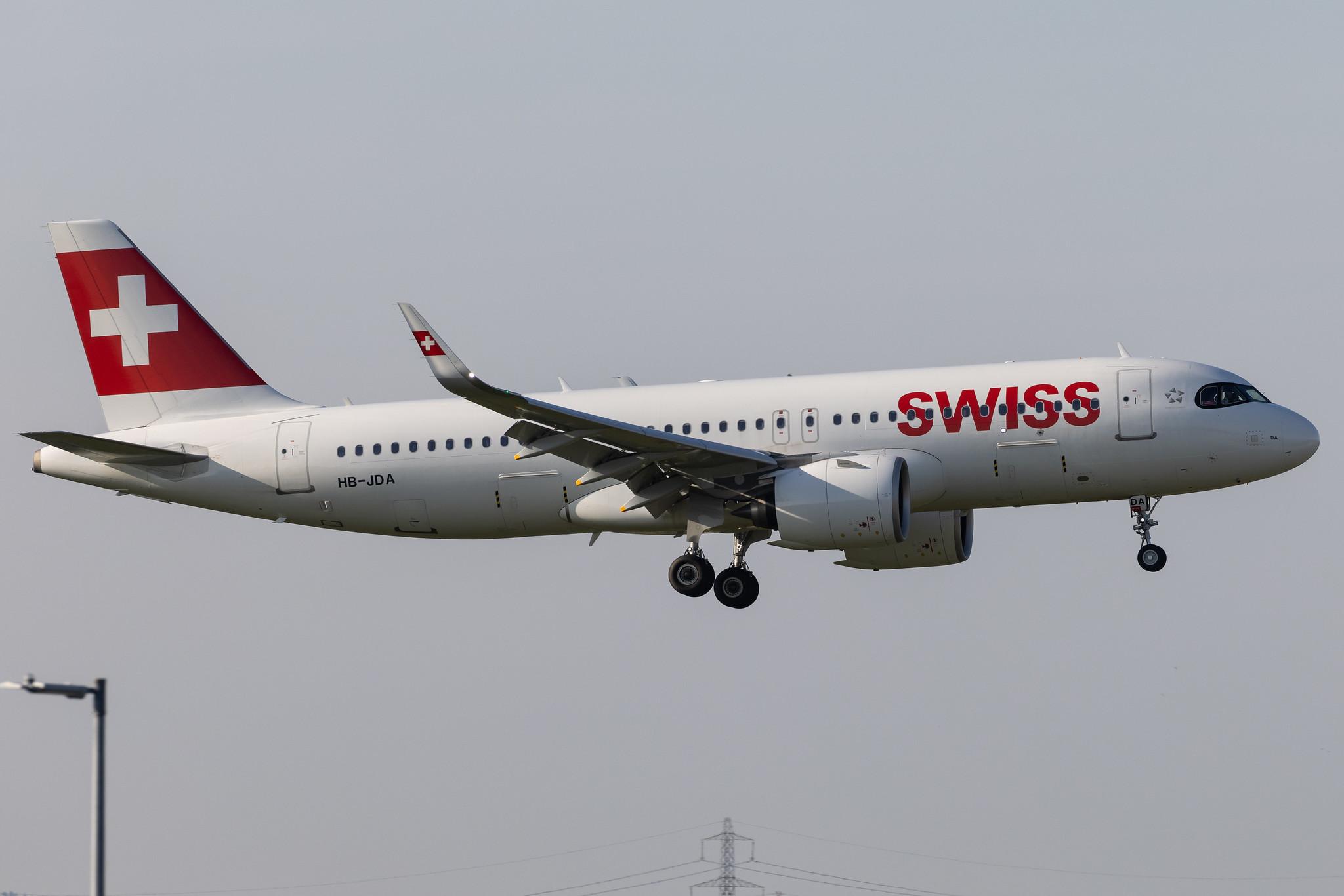 London Heathrow: Swiss (LX / SWR) |  Airbus A320-271N A20N | HB-JDA | MSN 9246