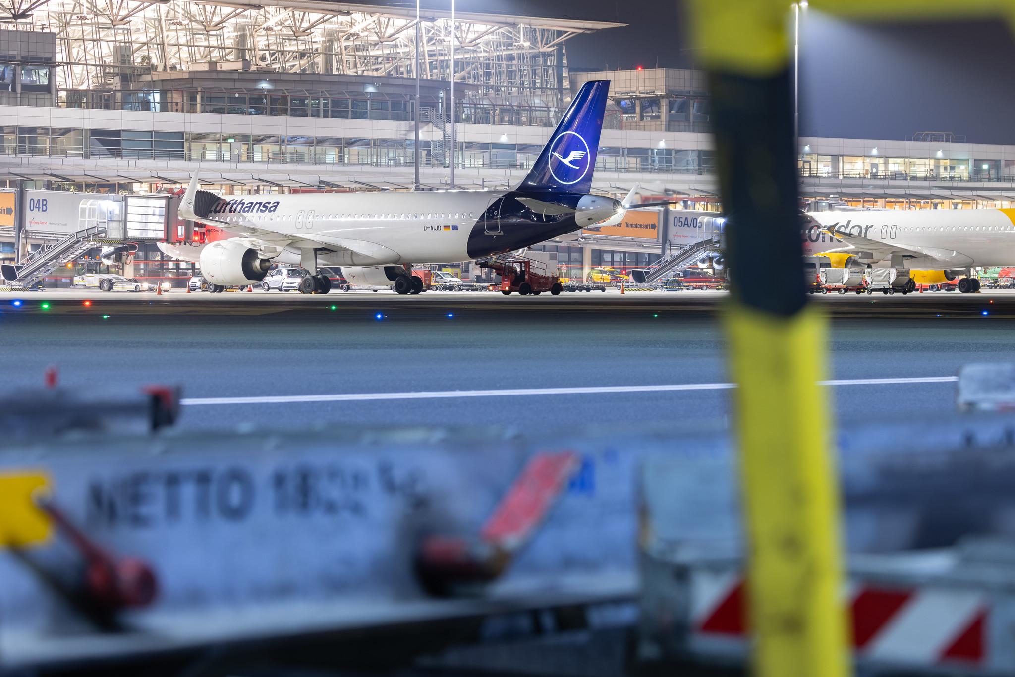 Hamburg Airport: Lufthansa (LH / DLH) | Airbus A320-271N A20N | D-AIJD | MSN 10281