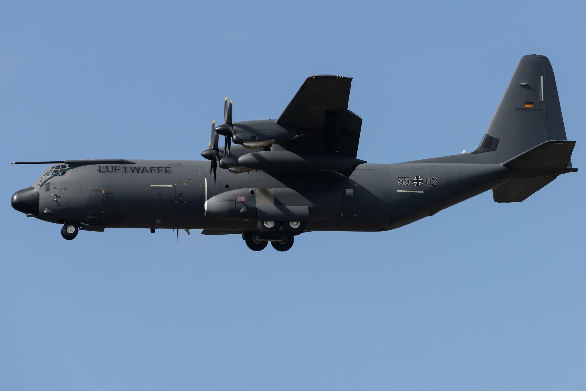 Flughafen Berlin Brandenburg: German Air Force (/ GAF) | Lockheed Martin C-130J-30 Hercules C130 | 55+02 | MSN 5938