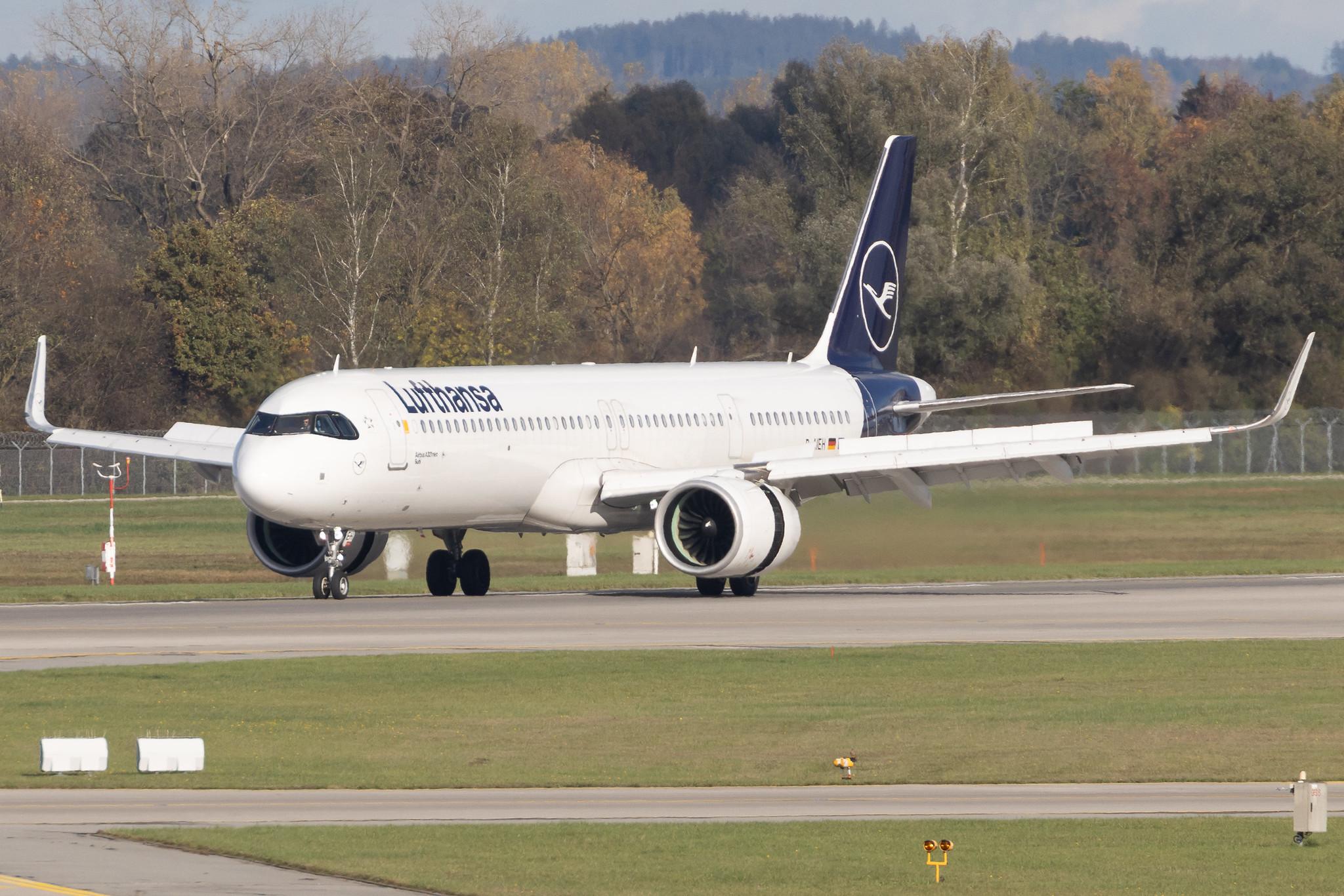 Munich Airport: Lufthansa (LH / DLH) | Airbus A321-271NX A21N | D-AIEH | MSN 10318