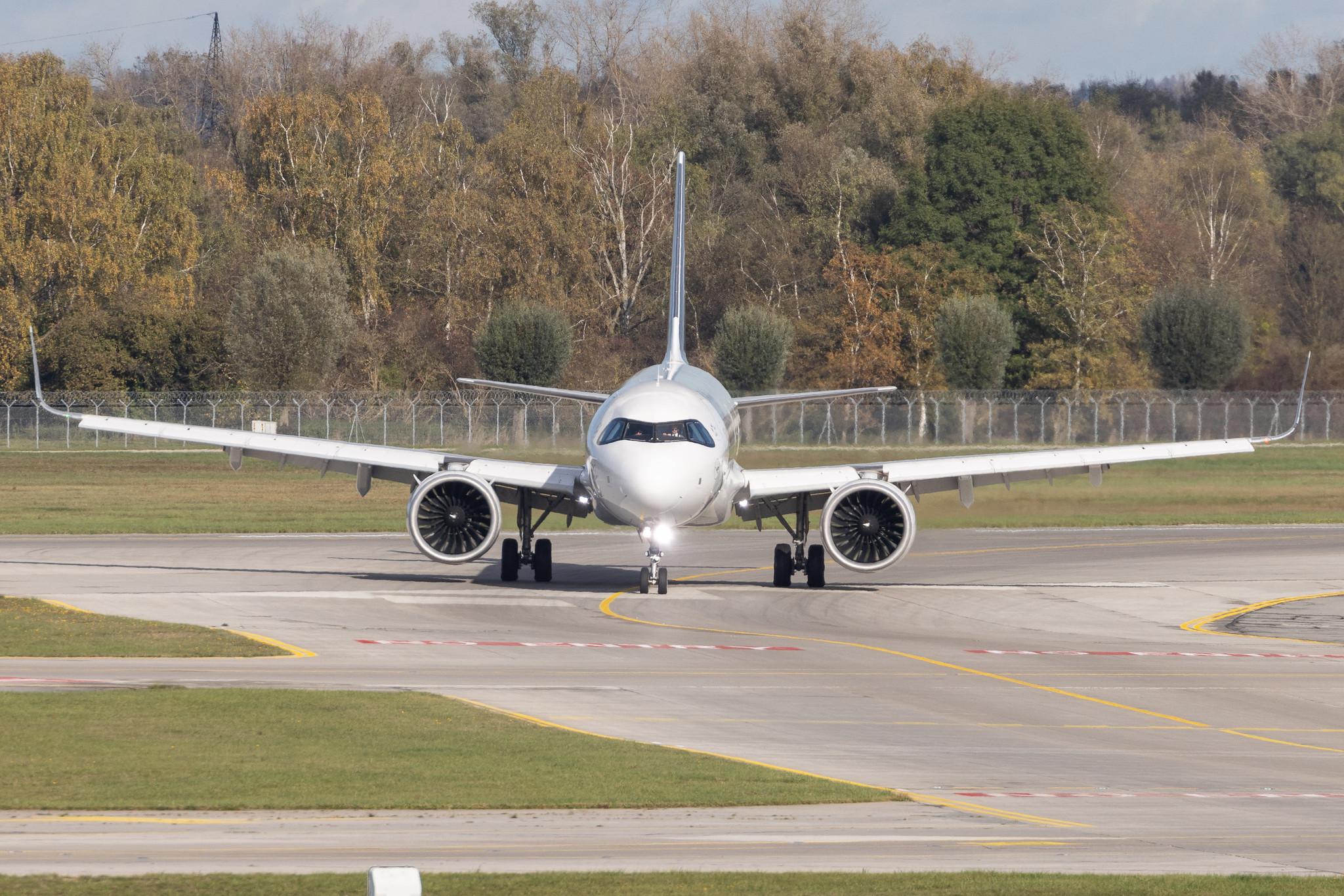 Munich Airport: Lufthansa (LH / DLH) | Airbus A321-271NX A21N | D-AIEH | MSN 10318